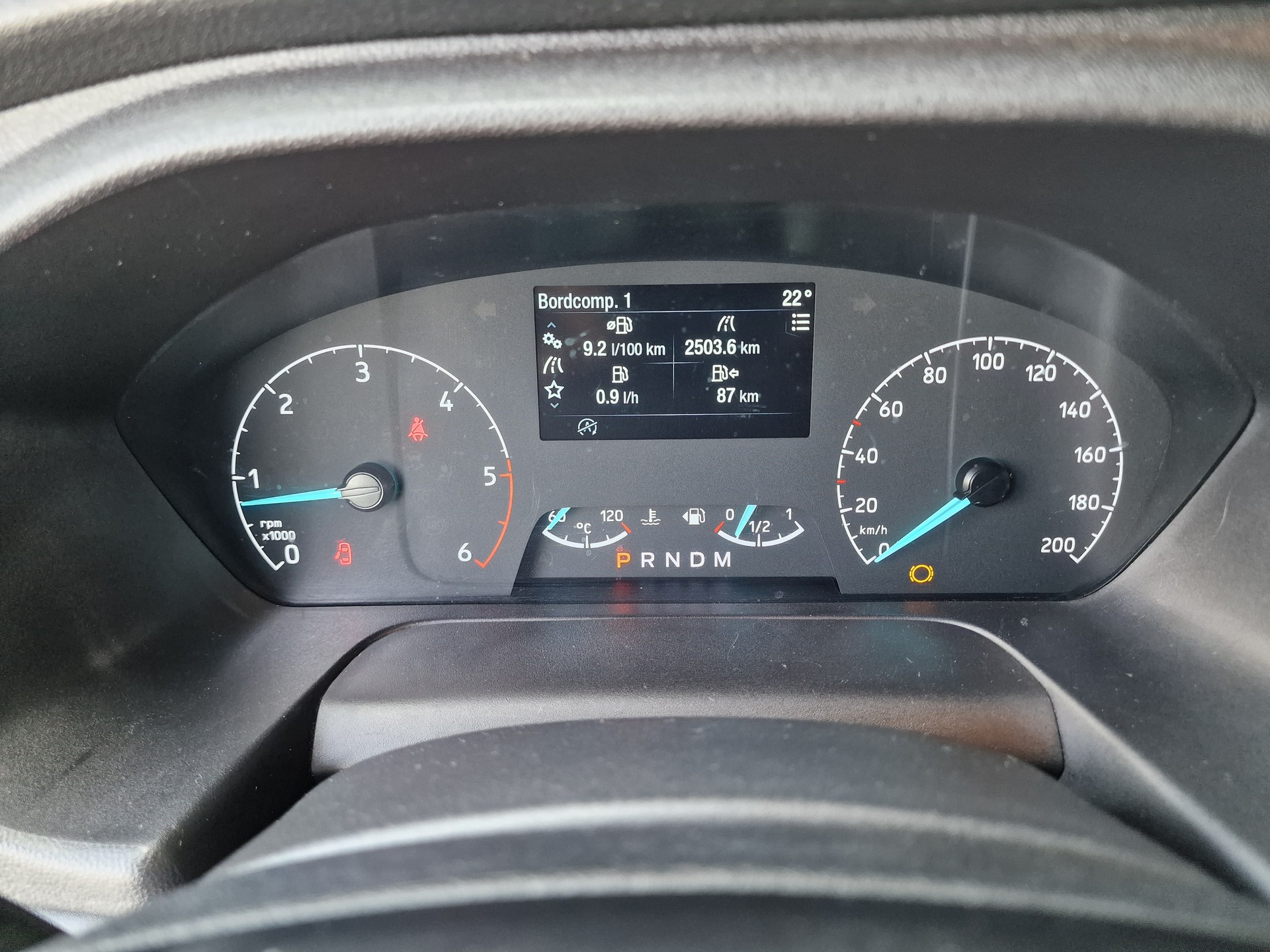 FORD Transit Custom Van 320 L2H1 Trend A 8x Rad Regaleinbau-image-15
