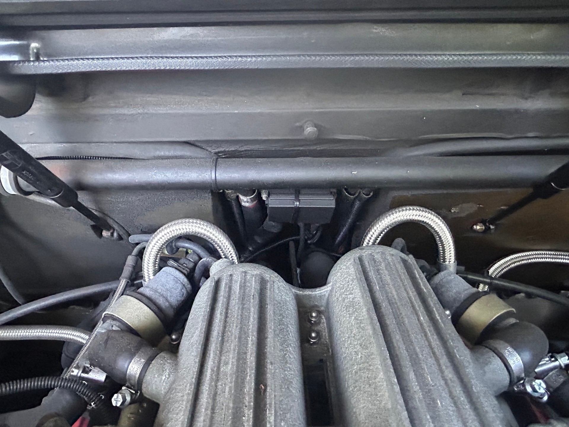 FERRARI Mondial 3.4 T-image-16