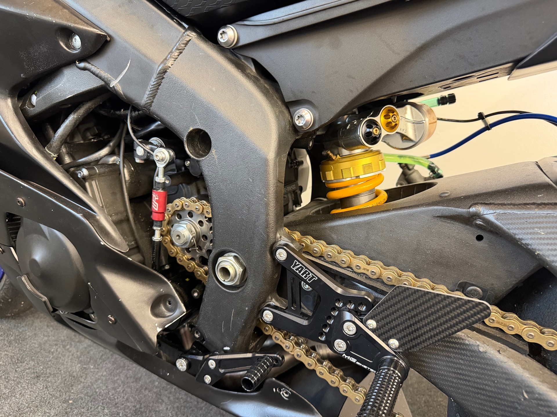 YAMAHA YZF-R6-image-6