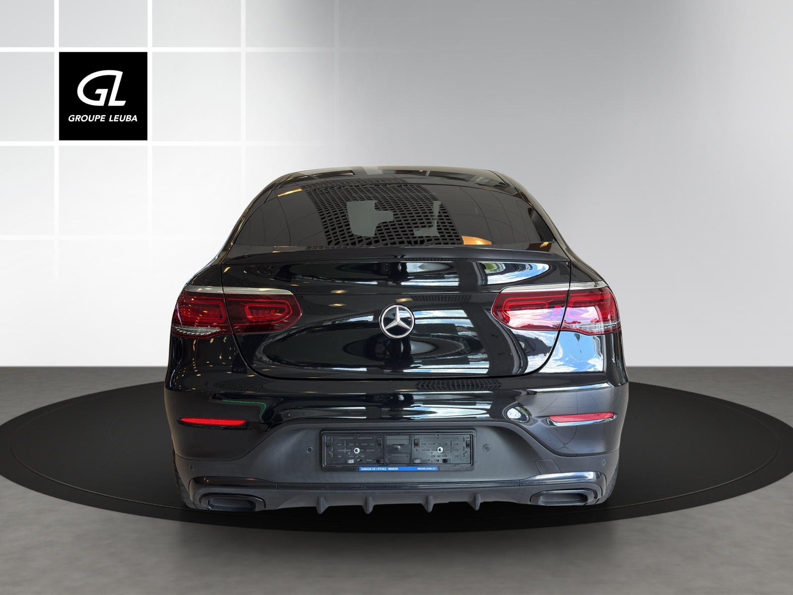 MERCEDES-BENZ GLC 200 AMG Line 4Matic 9G-Tronic-image-4