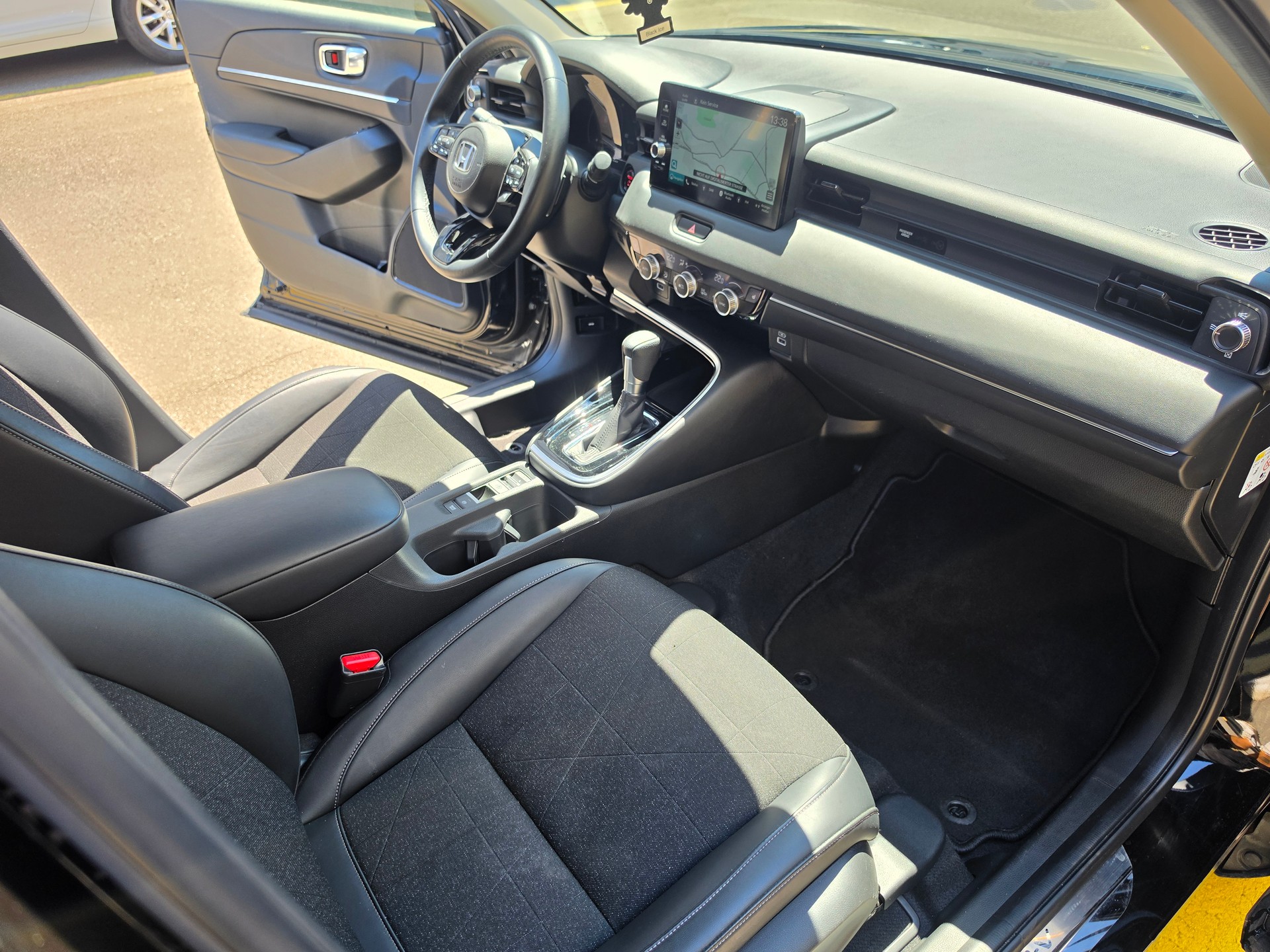 HONDA HR-V 1.5i-MMD Advance CVT-image-19