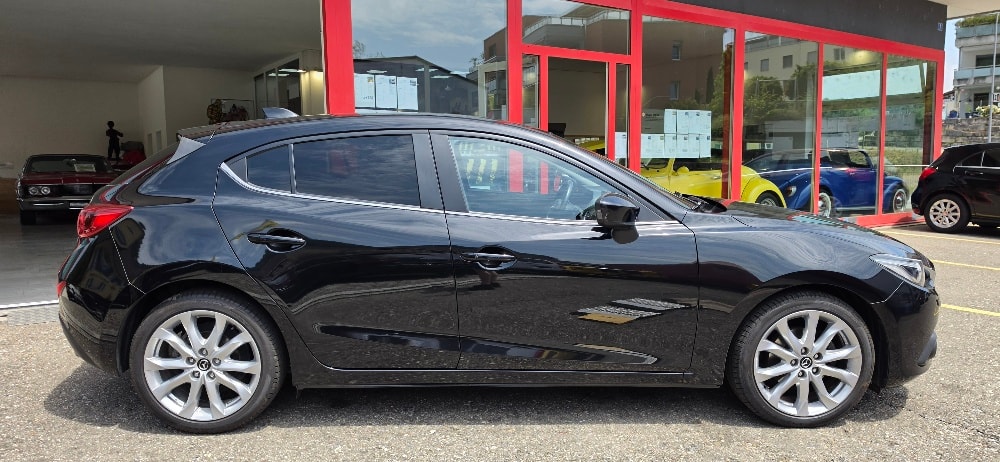 MAZDA 3 2.2 16V CD Ambition-showroom-element-1