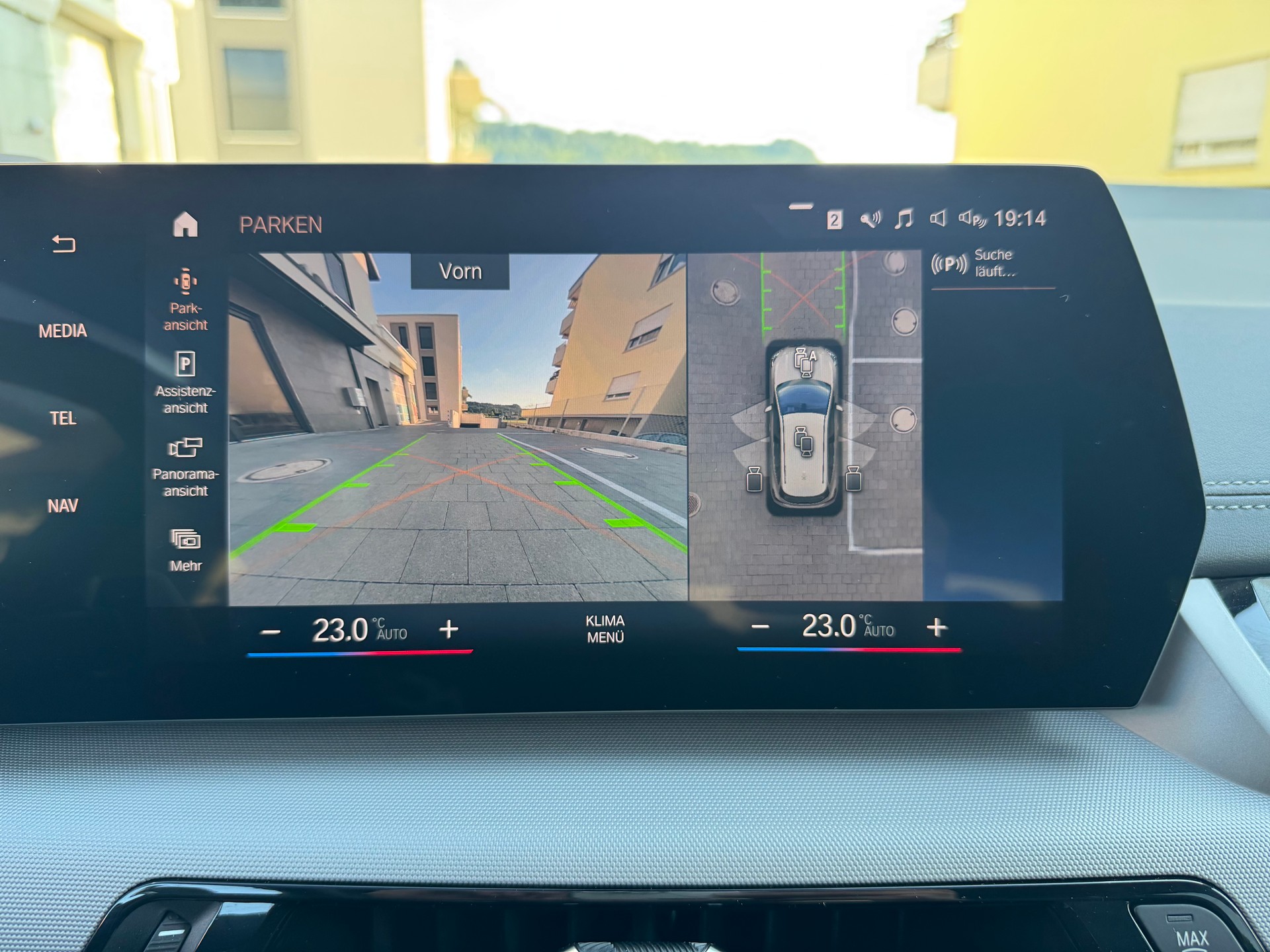 BMW 218i Active Tourer DKG-image-18