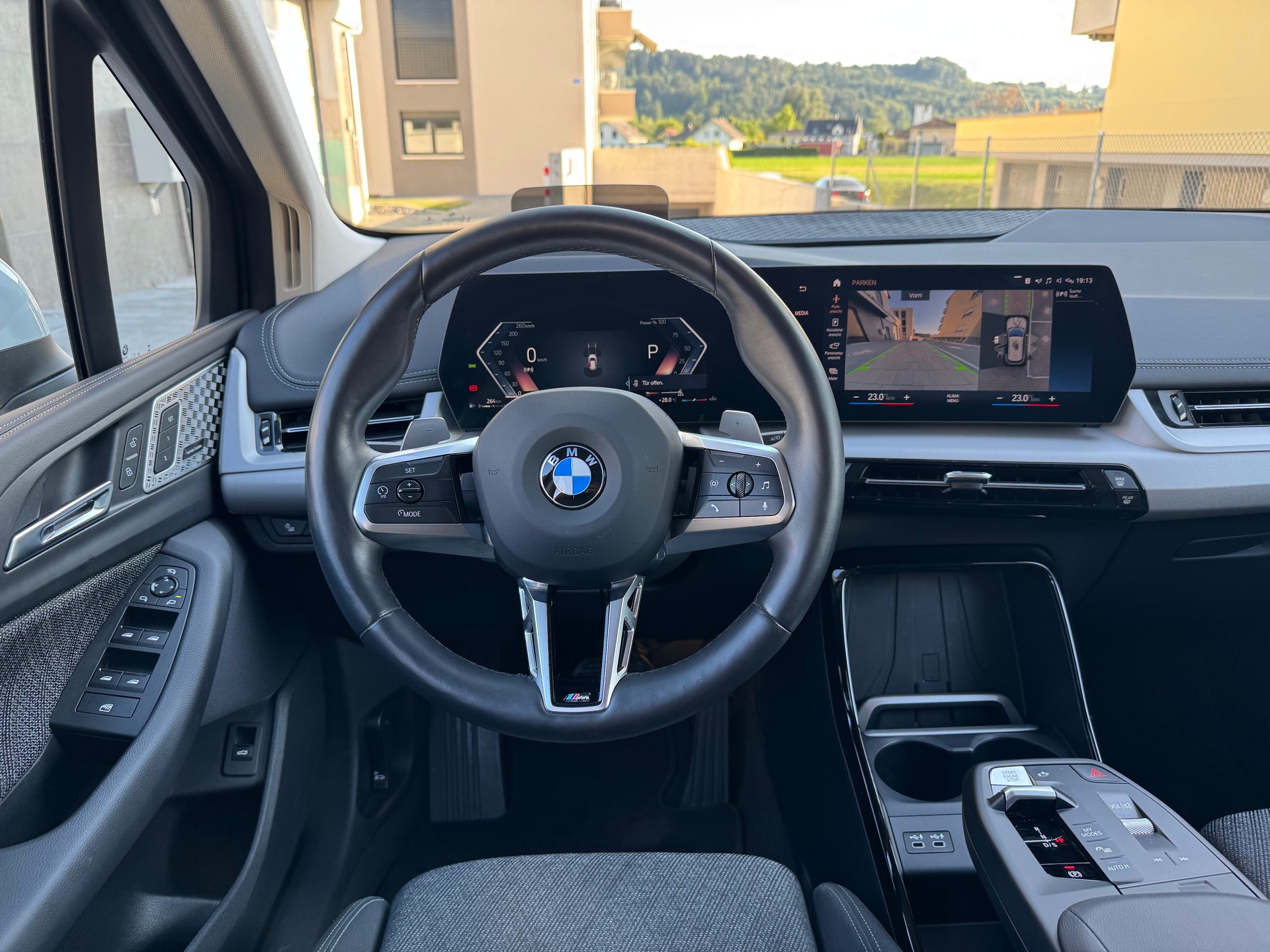 BMW 218i Active Tourer DKG-image-10