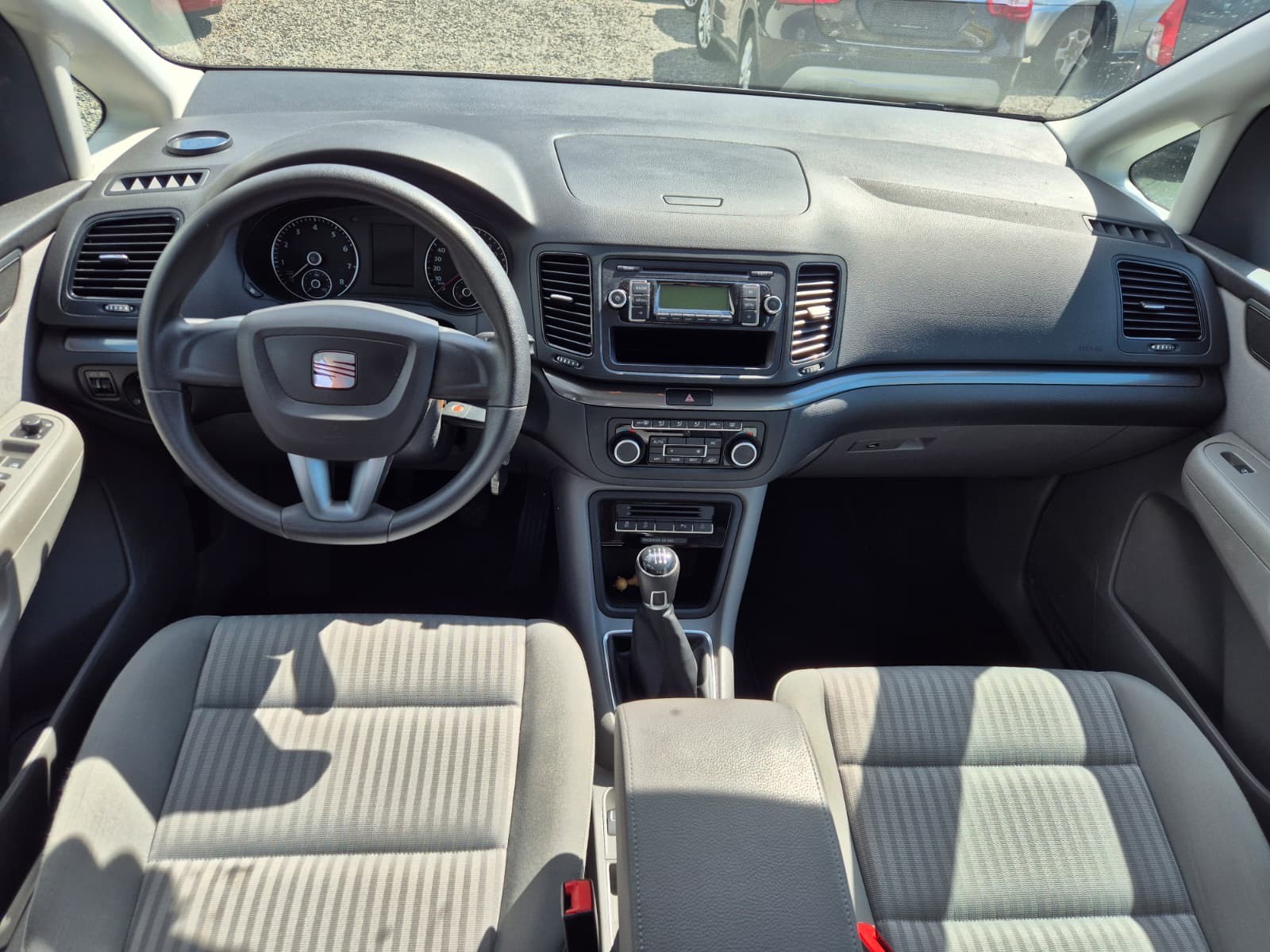 SEAT Alhambra 1.4 TSI Reference Eco-image-10