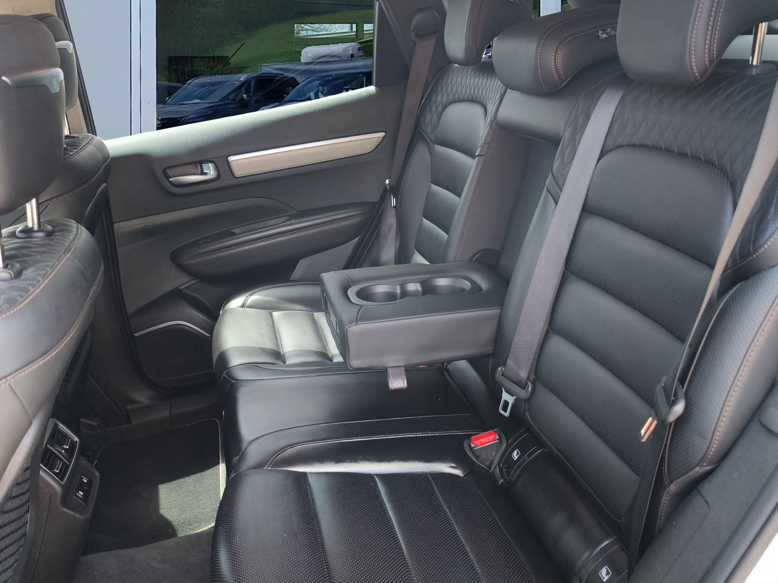 RENAULT Koleos 2.0 dCi Initiale Paris 4WD Xtronic CVT-image-12