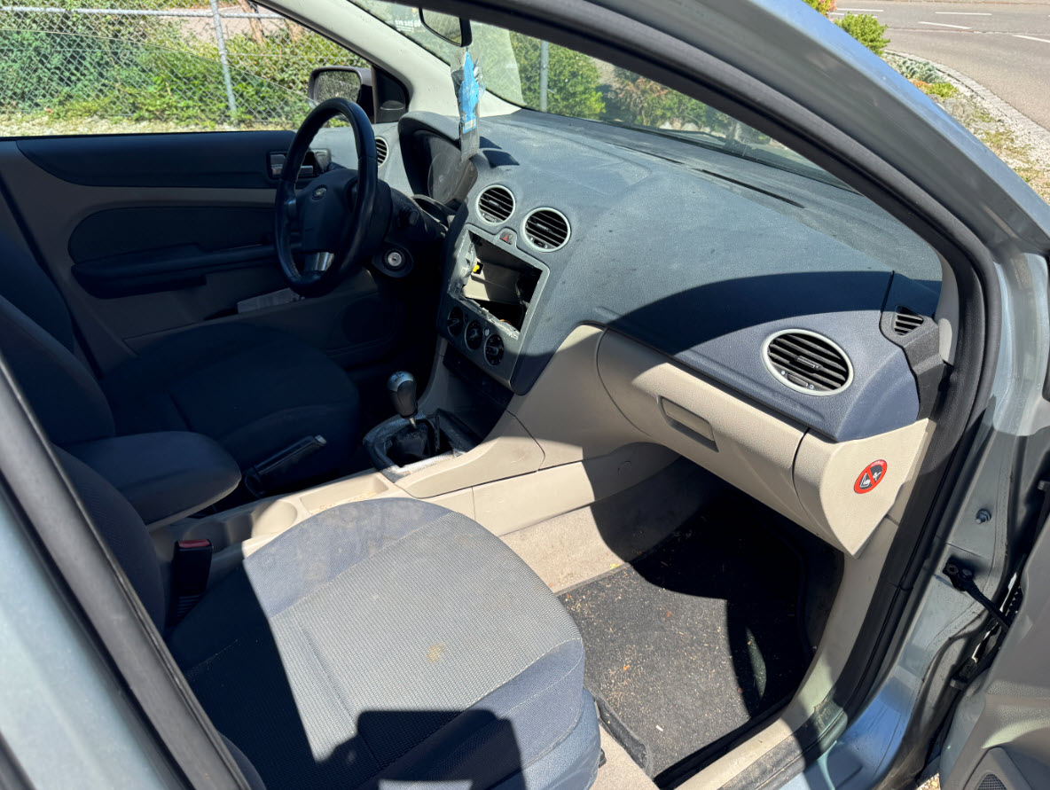 FORD FOCUS-image-4