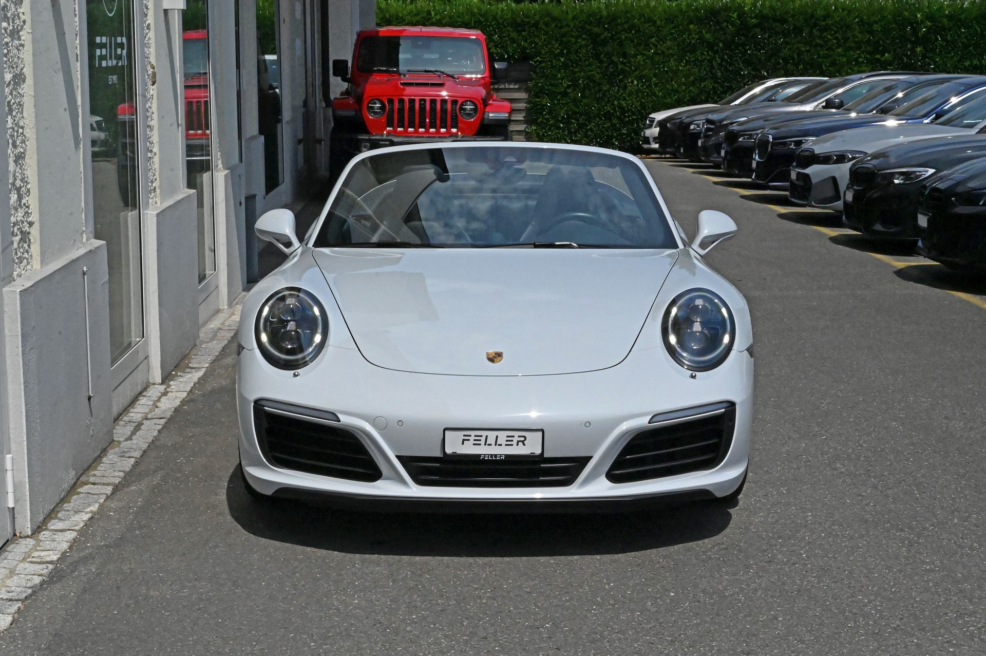 PORSCHE 911 Carrera 4S Cabrio PDK **Approved bis 2028**-showroom-element-2