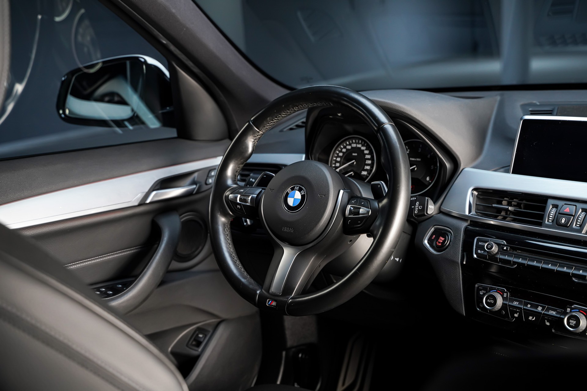 BMW X1 sDrive 20d M Sport Steptronic-image-20