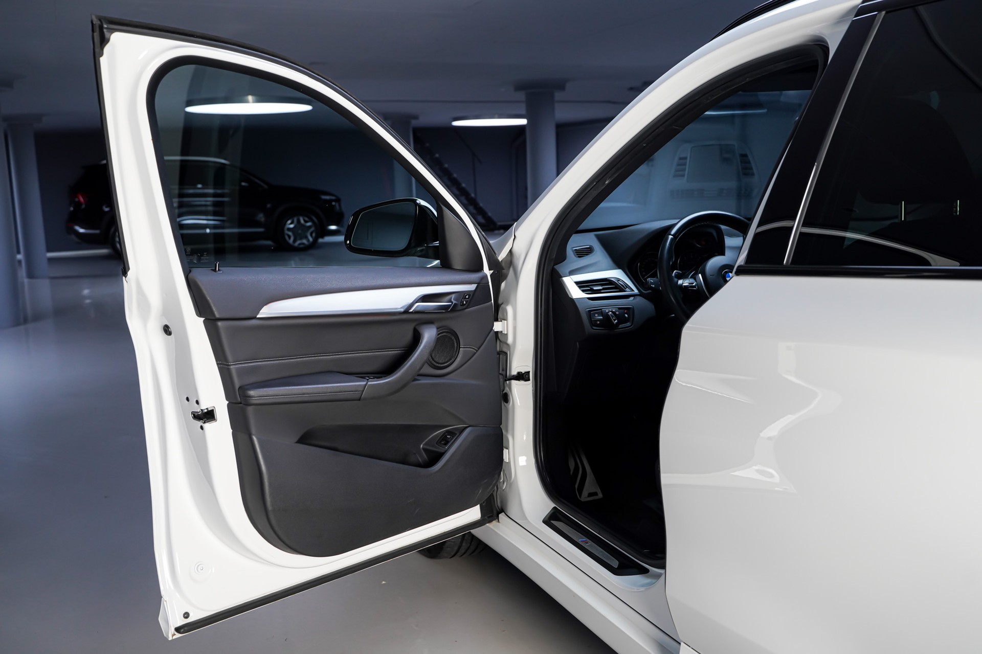 BMW X1 sDrive 20d M Sport Steptronic-image-8