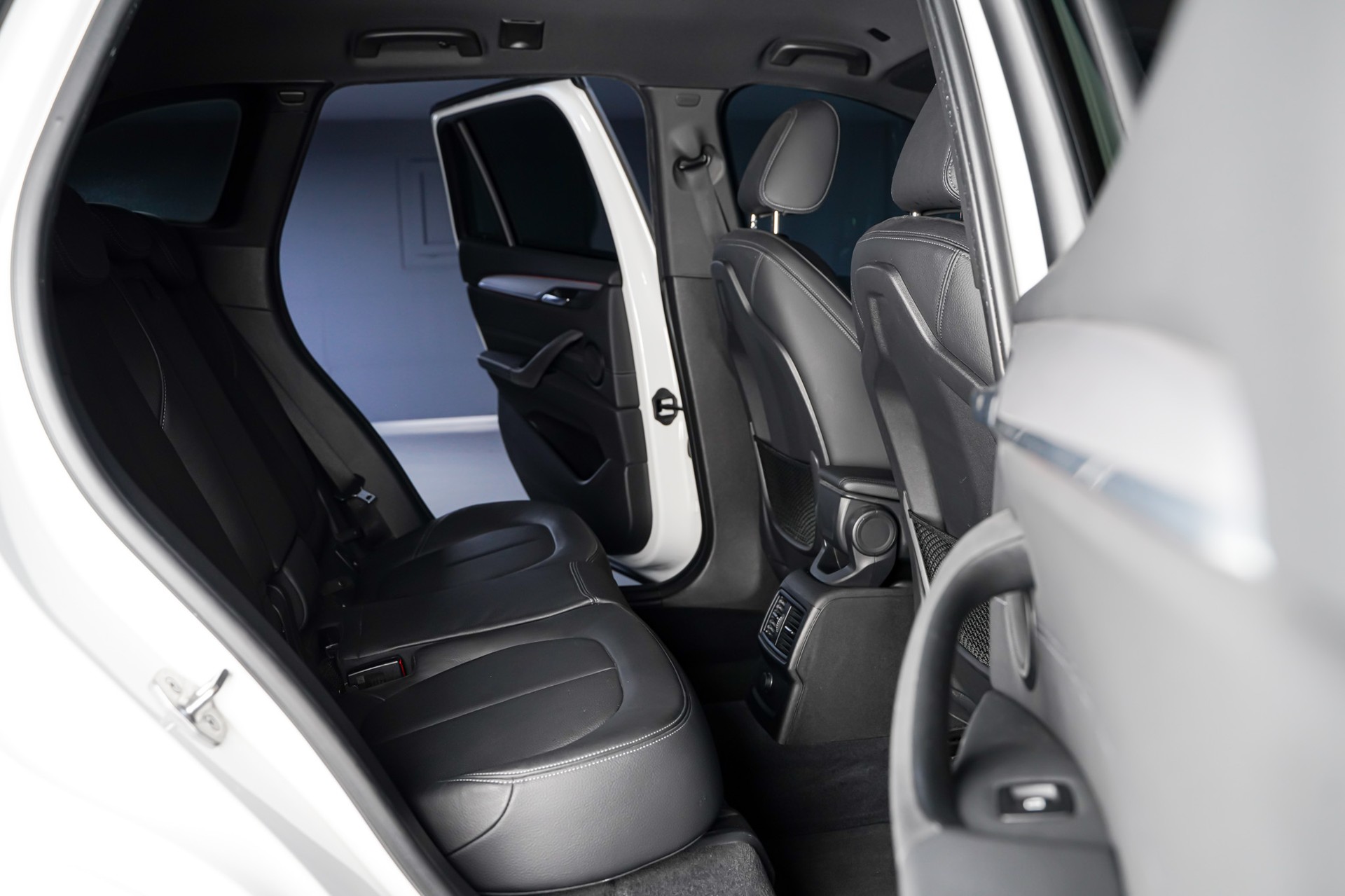 BMW X1 sDrive 20d M Sport Steptronic-image-15