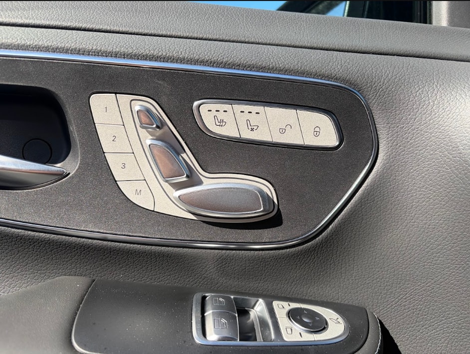MERCEDES-BENZ V 300 d Exclusive SWISS EDITION Lang 4MATIC-image-20