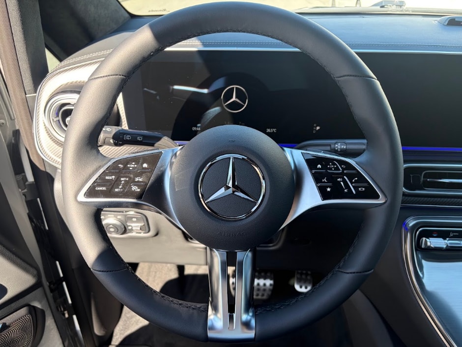MERCEDES-BENZ V 300 d Exclusive SWISS EDITION Lang 4MATIC-image-19