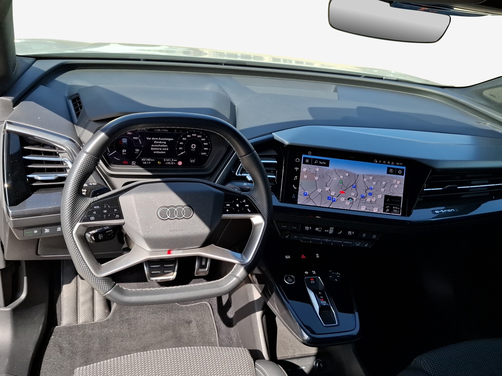 AUDI Q4 Sportback e-tron 50 quattro-image-9