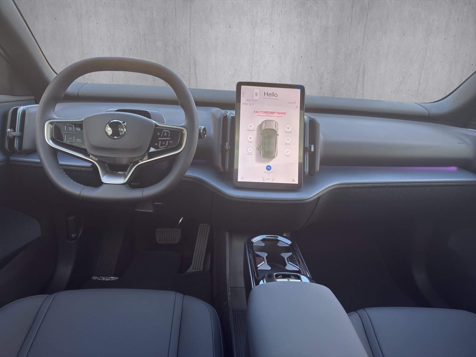 VOLVO EX30 P8 69 kWh AWD Ultra-image-10