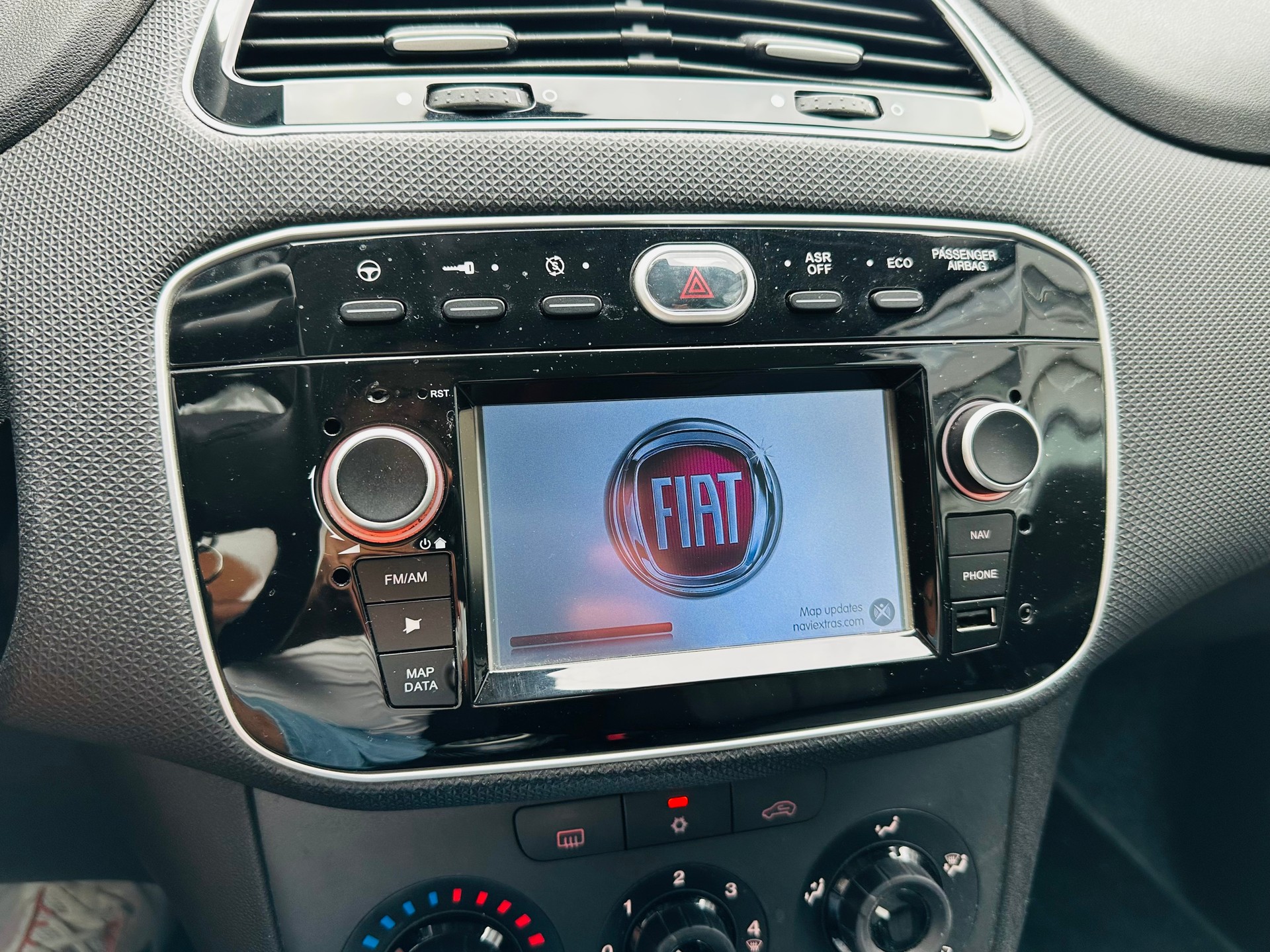 FIAT Punto 0.9 Twinair MYSTYLE-image-9
