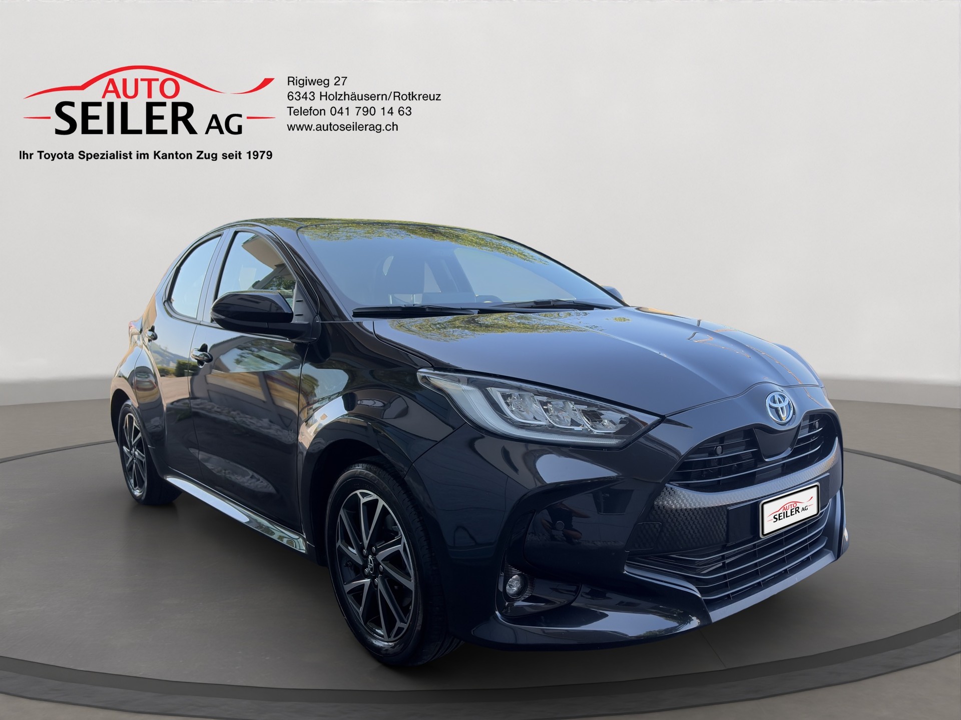 TOYOTA Yaris 1.5 Trend e-CVT-showroom-element-1