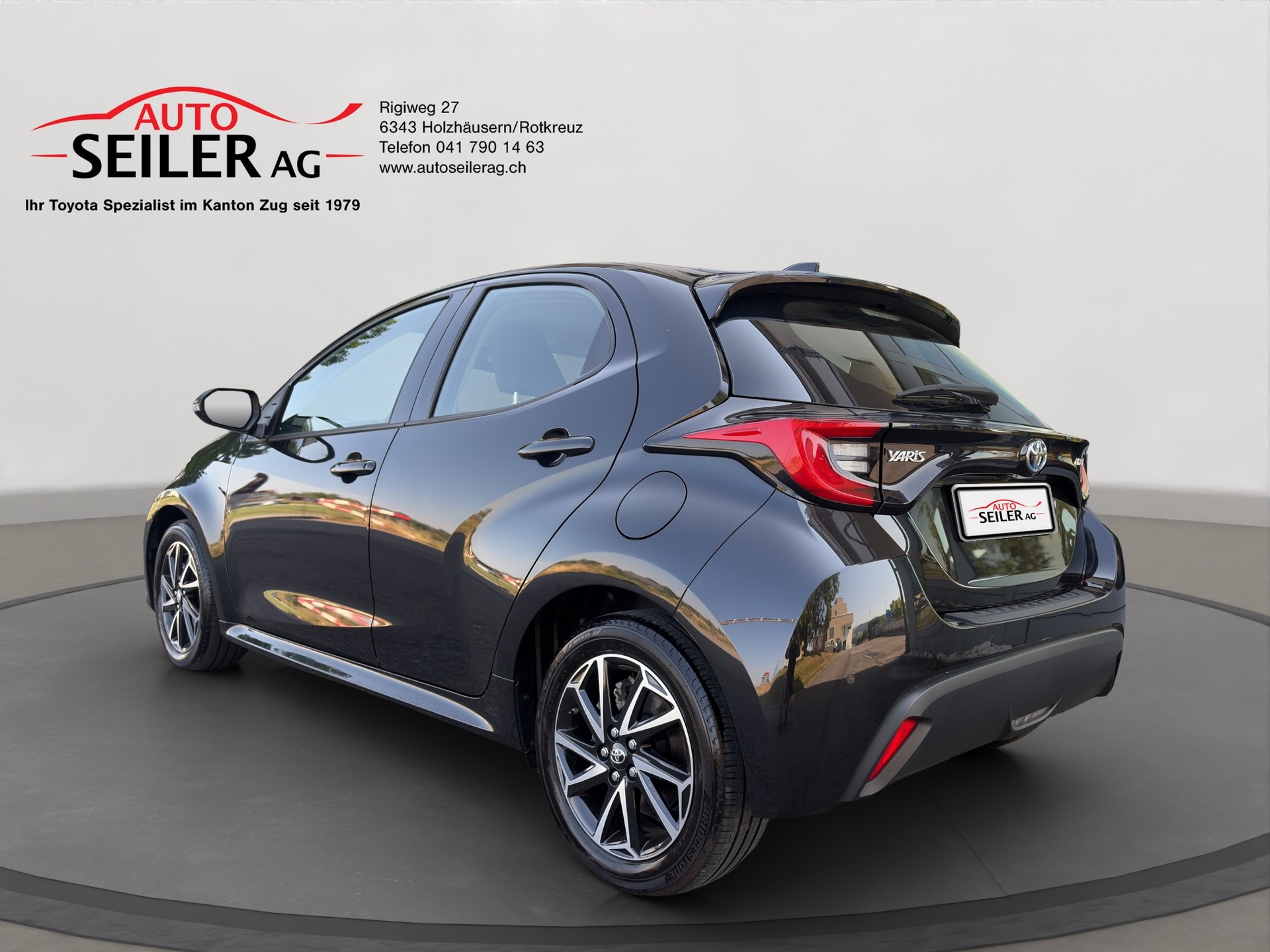 TOYOTA Yaris 1.5 Trend e-CVT-showroom-element-2