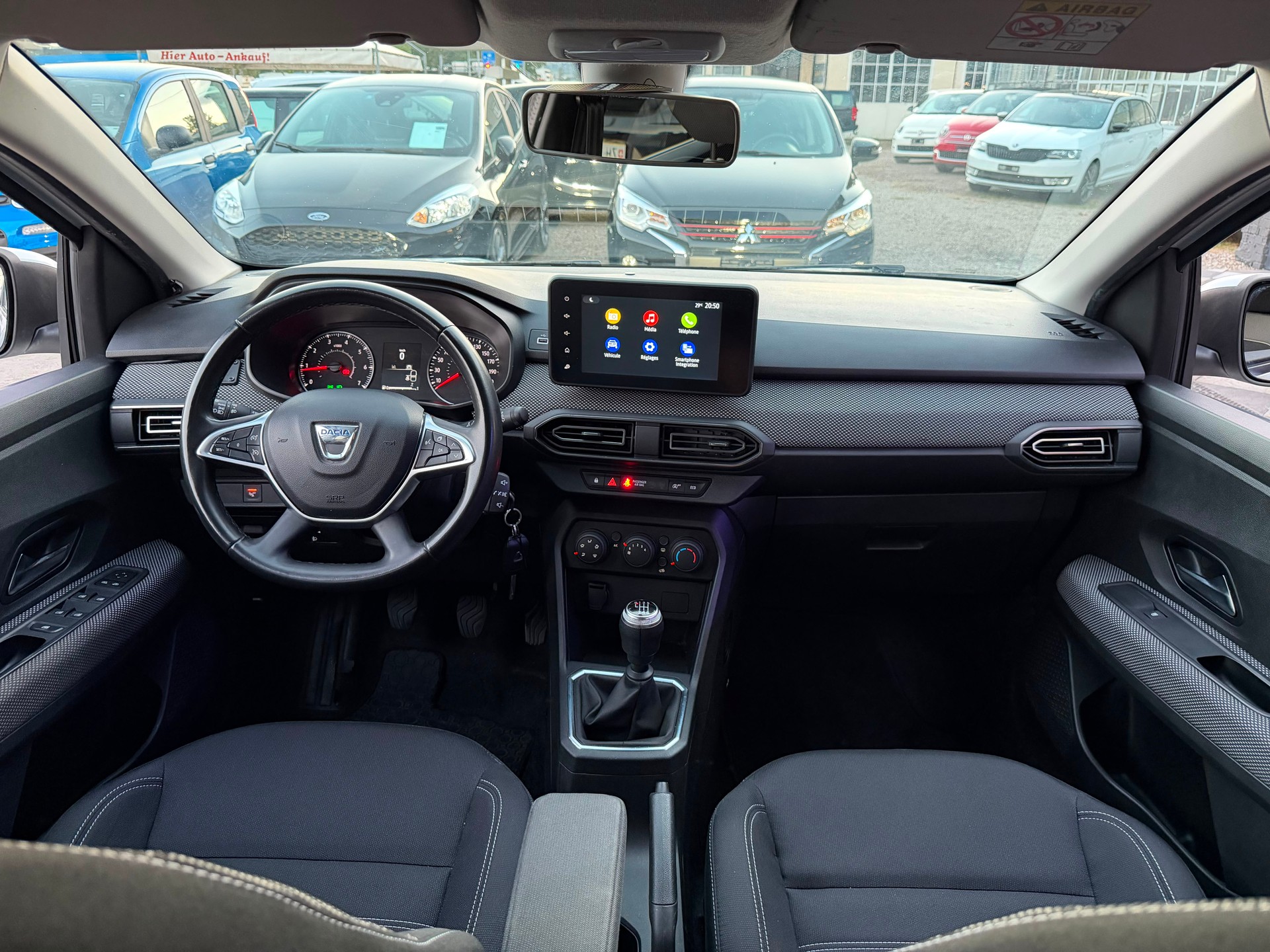 DACIA Jogger TCe 110 Comfort 7Plätzer-image-11