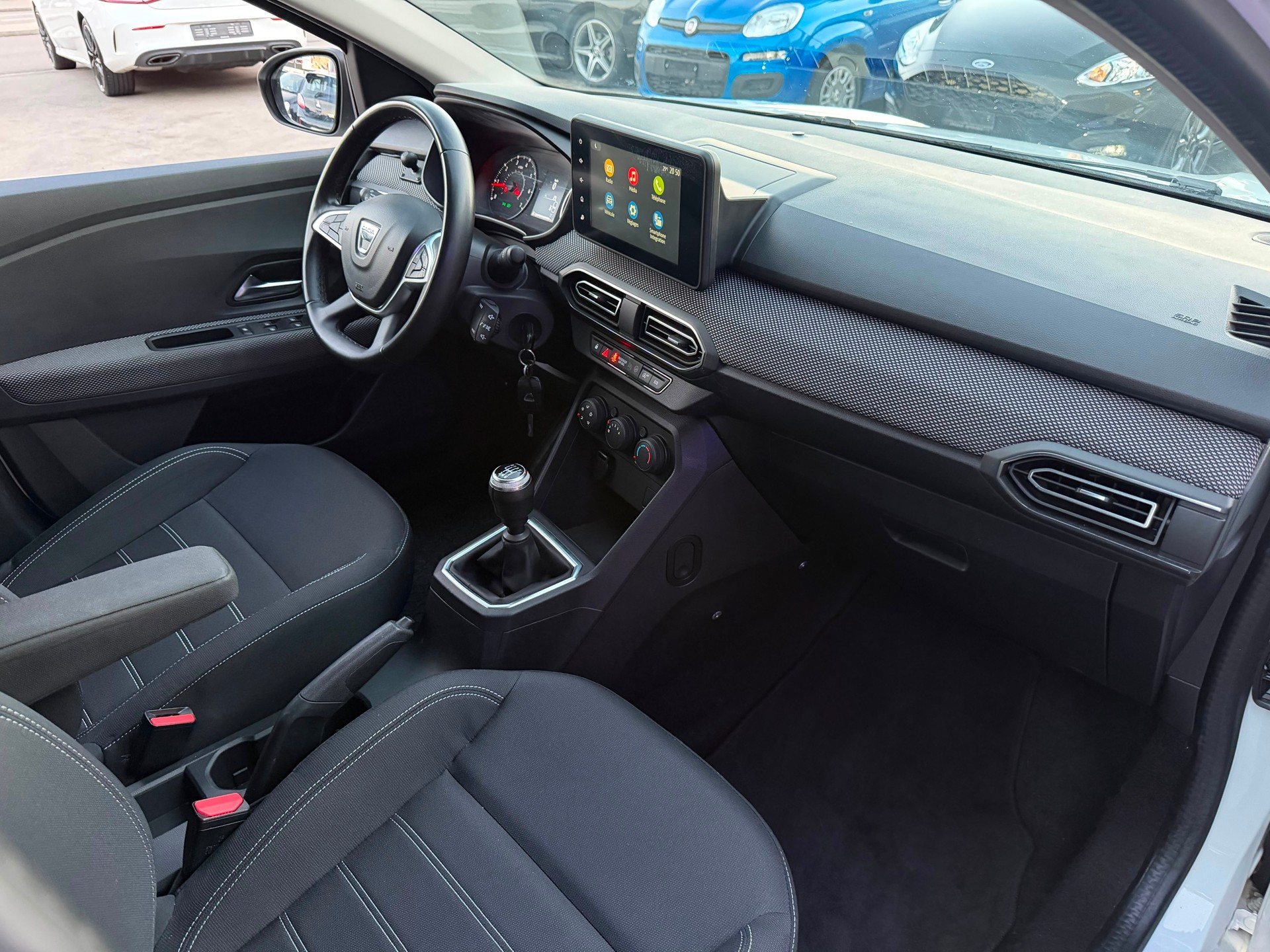 DACIA Jogger TCe 110 Comfort 7Plätzer-image-14