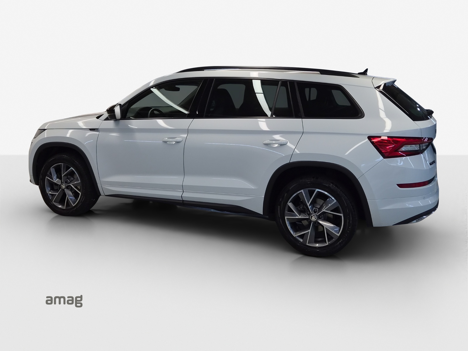 SKODA Kodiaq 2.0 TSI 4x4 Sport Line-showroom-element-2