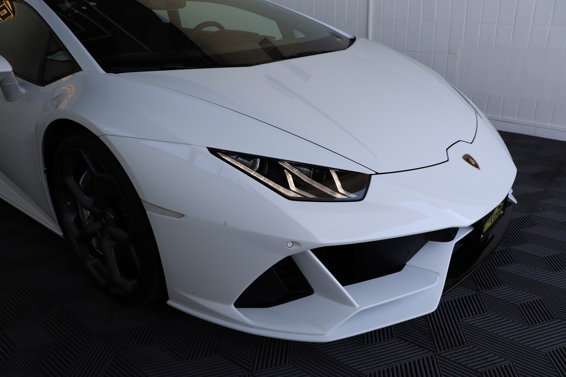 LAMBORGHINI Huracan EVO Coupé DCT-showroom-element-2