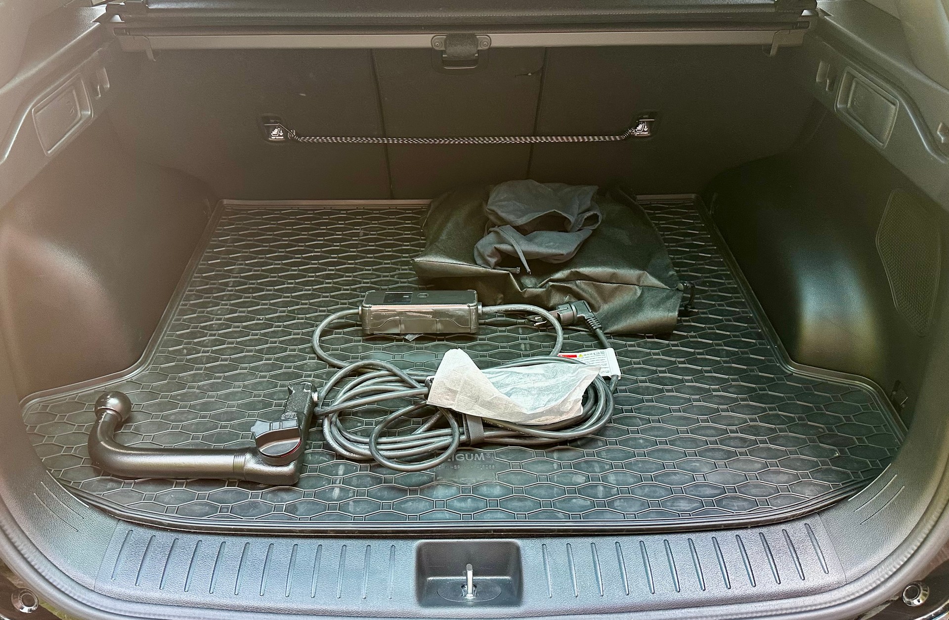 KIA 1.6 T-GDi PHEV GT-Line 4x4-image-4