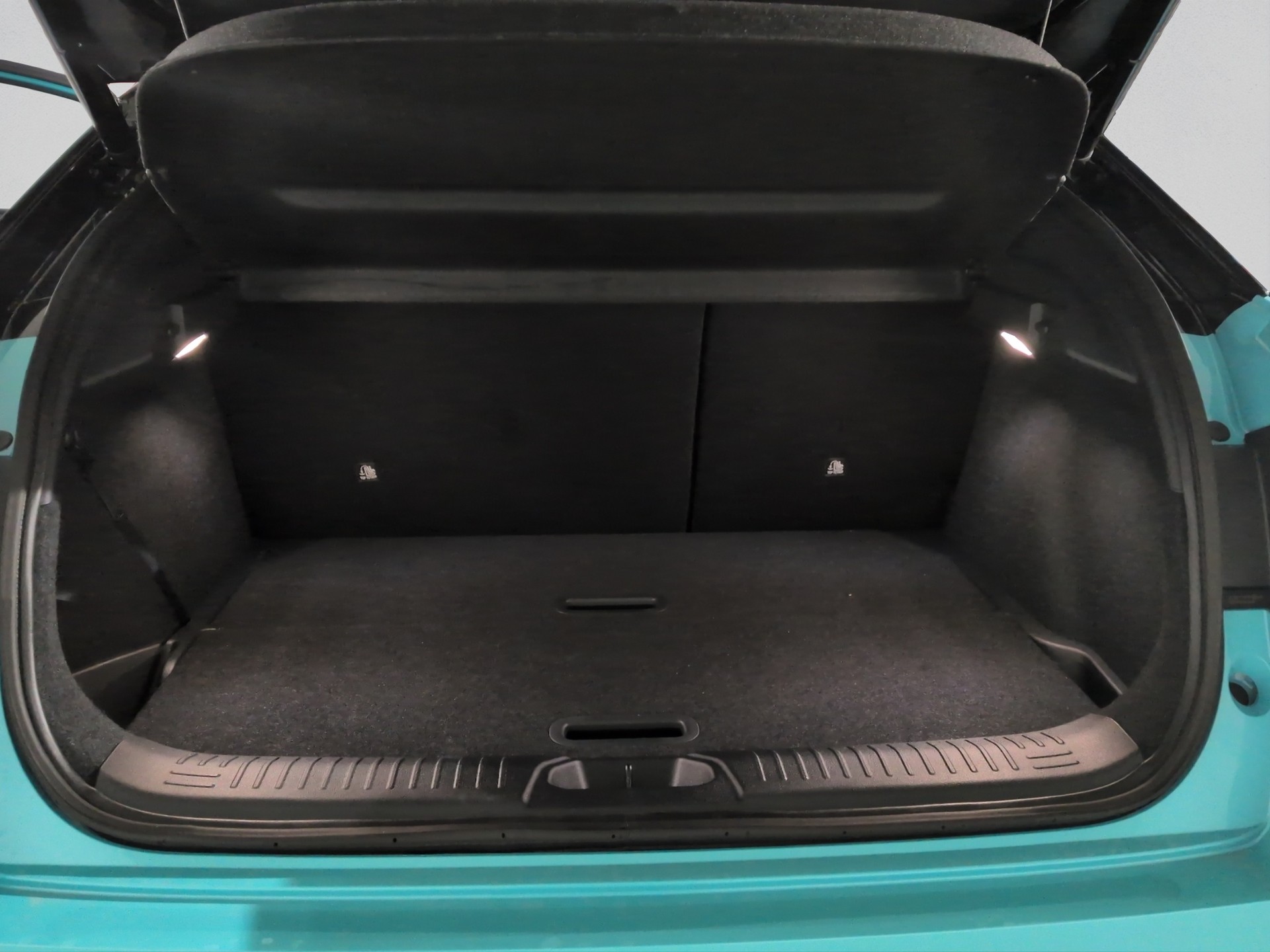 NISSAN Leaf 75 kWh Evolve-image-11
