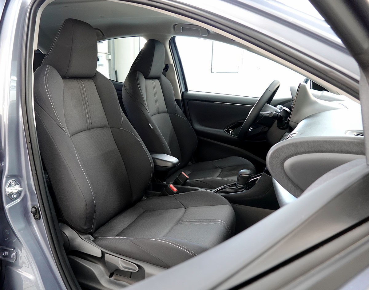 TOYOTA Yaris 1.5 Trend e-CVT-showroom-element-3