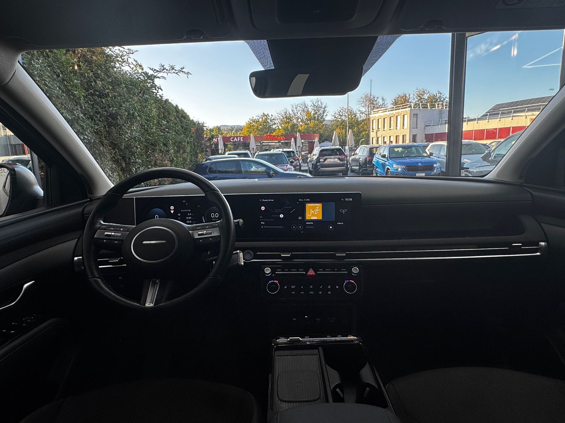 HYUNDAI Tucson 1.6 TGDI HEV Amplia 4WD | CH-Fahrzeug | 5 Jahre Werksgarantie | 8-fach Kompletträder |-image-11