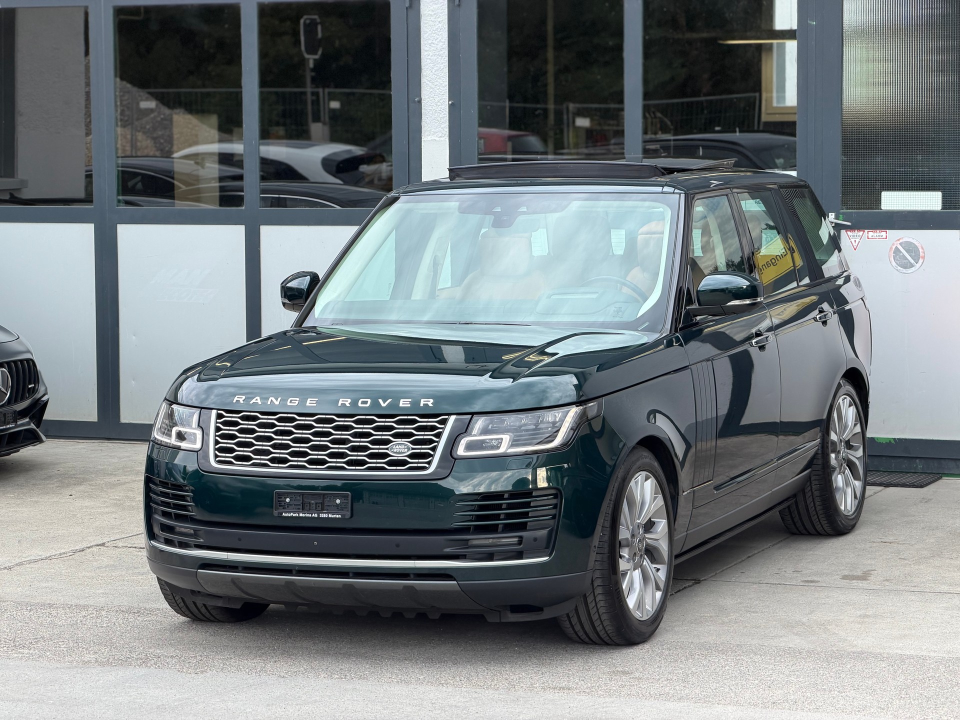 LAND ROVER Range Rover 5.0 V8 S/C AB Automatic-showroom-element-1
