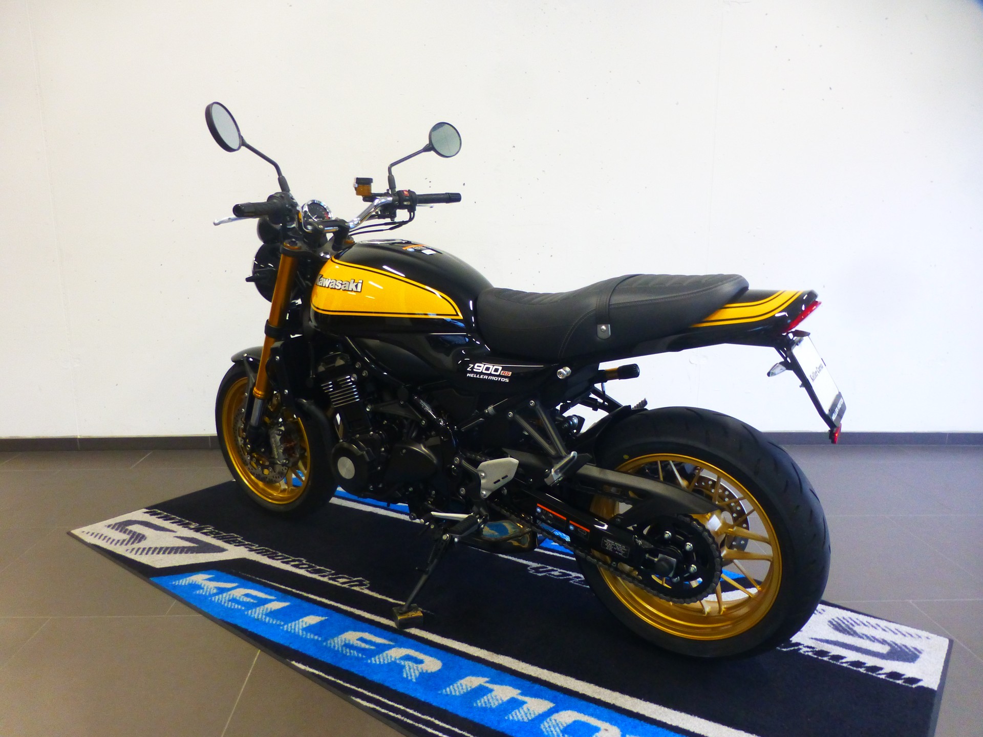 KAWASAKI Z 900 RS SE-image-3