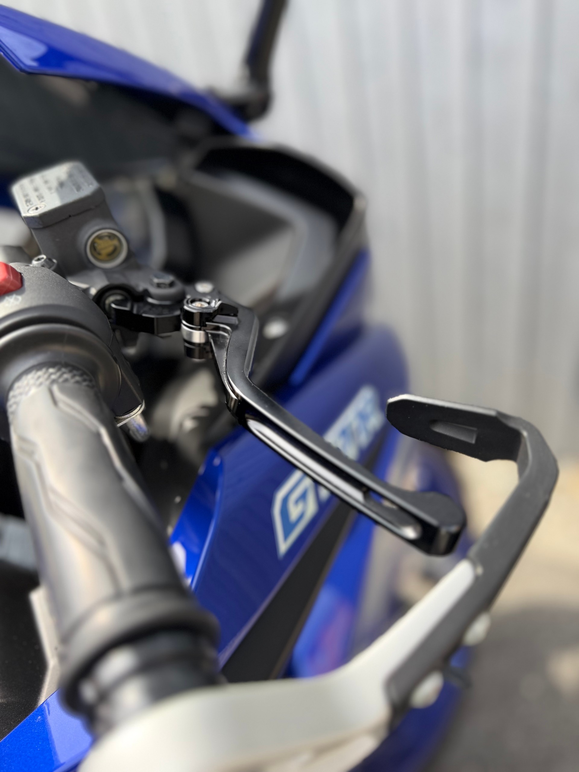 YAMAHA R 125-image-5