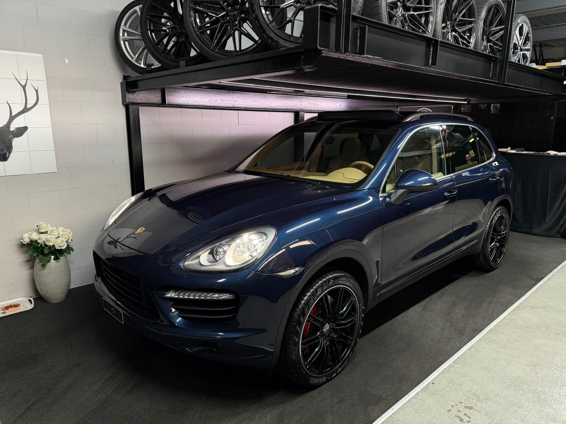 PORSCHE Cayenne Turbo