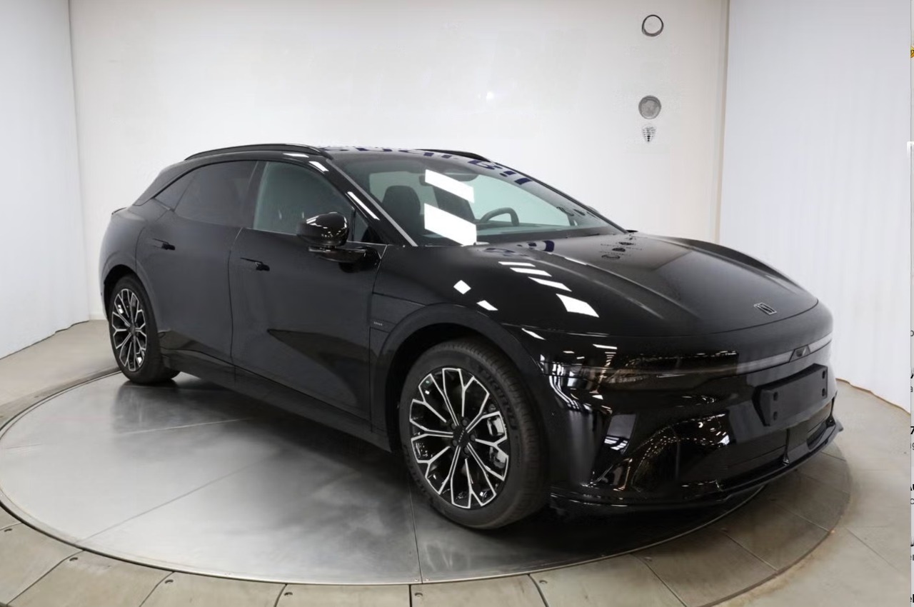 ZEEKR 7GT 100Wh Core RWD