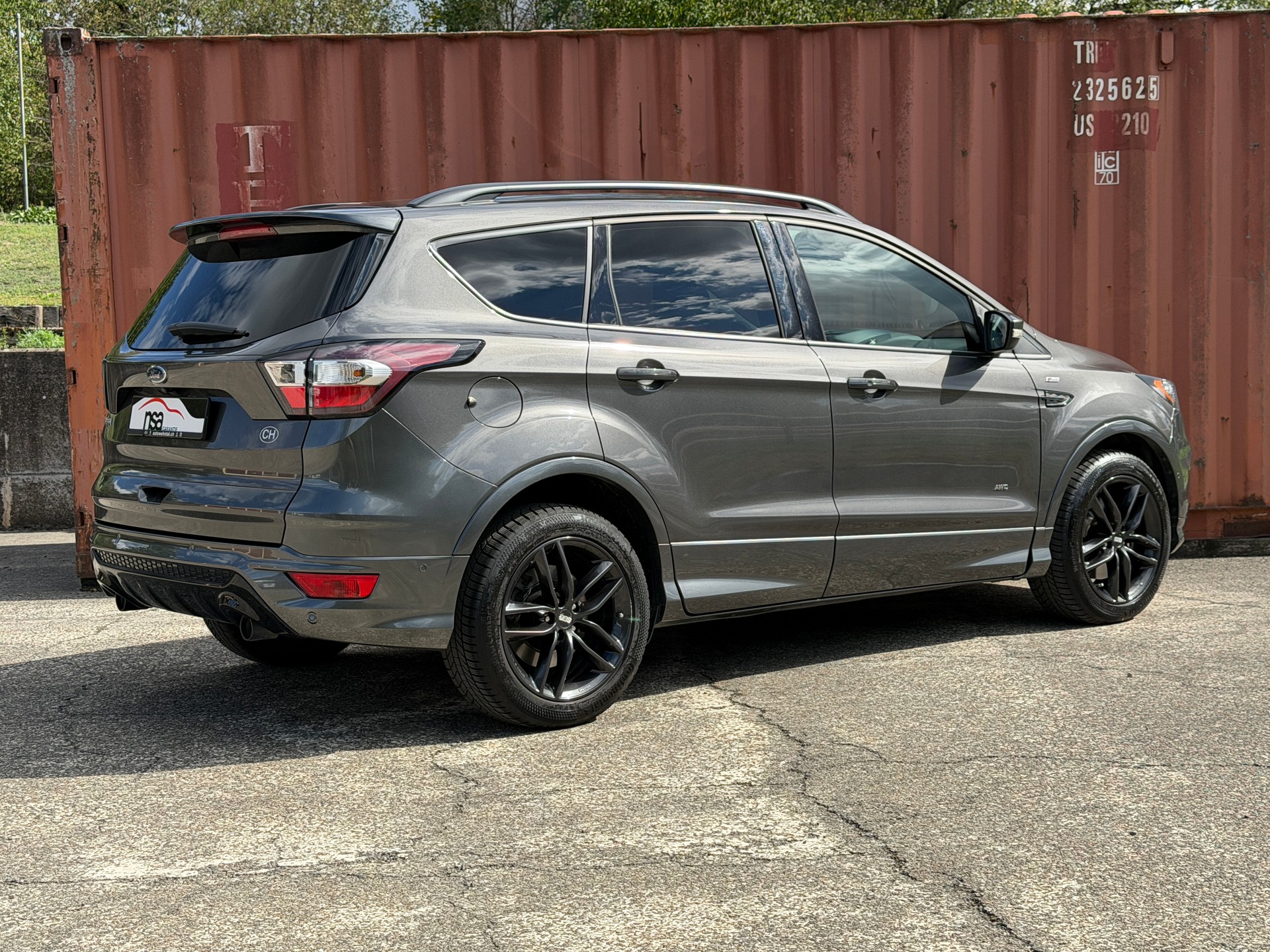 FORD Kuga 2.0 TDCi 180 ST-Line FPS-showroom-element-1