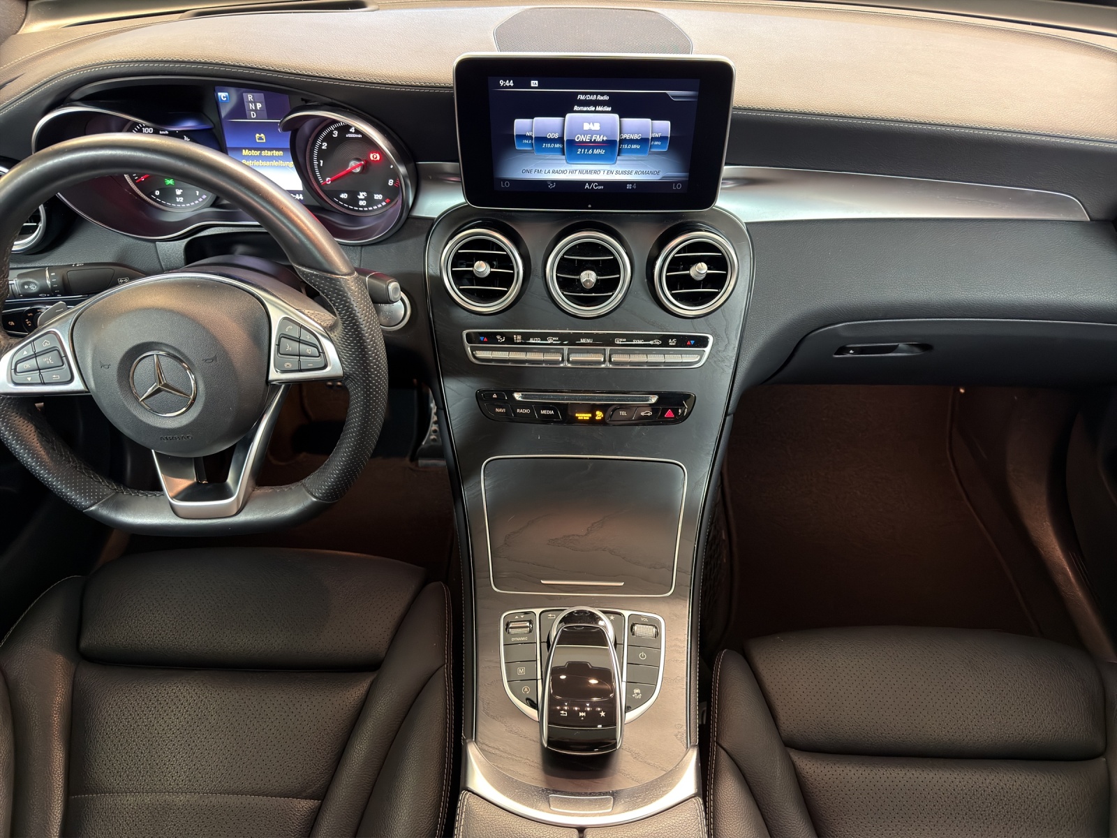 MERCEDES-BENZ GLC Coupé 250 AMG 4Mat-image-11