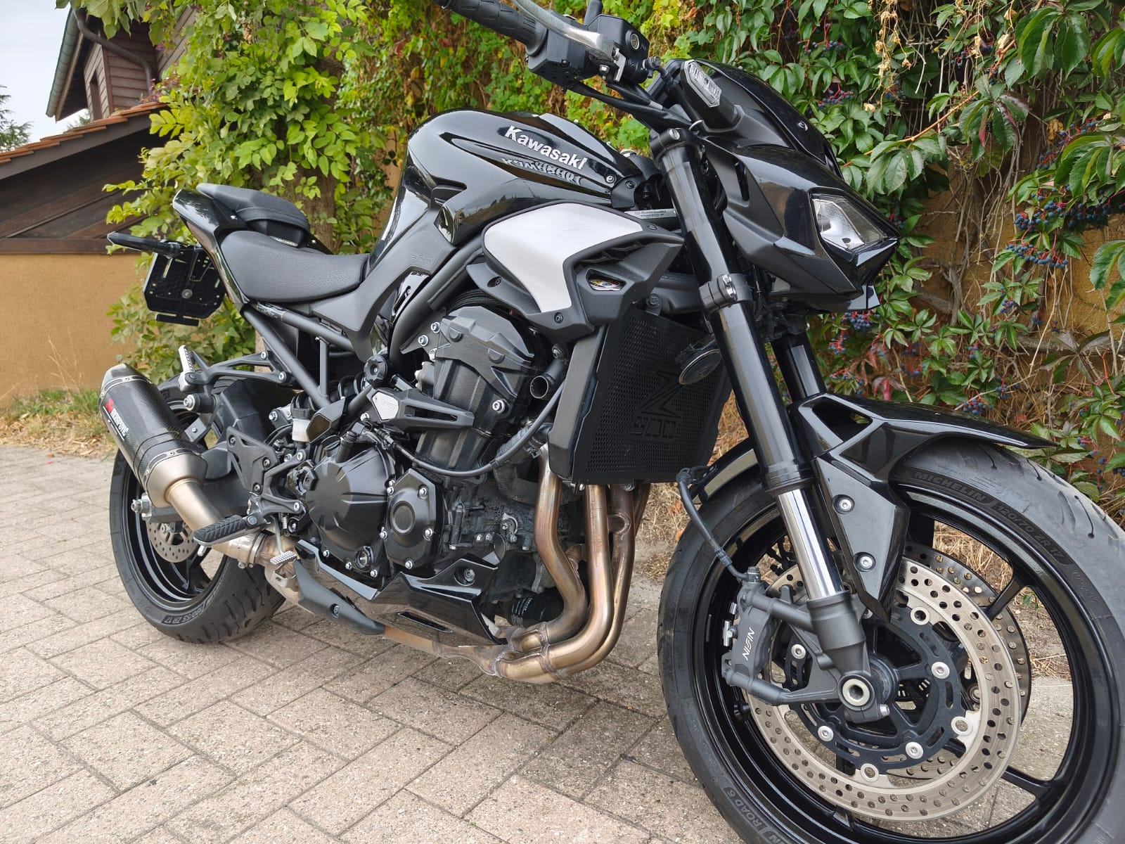KAWASAKI Z 900 (35kW)-image-2