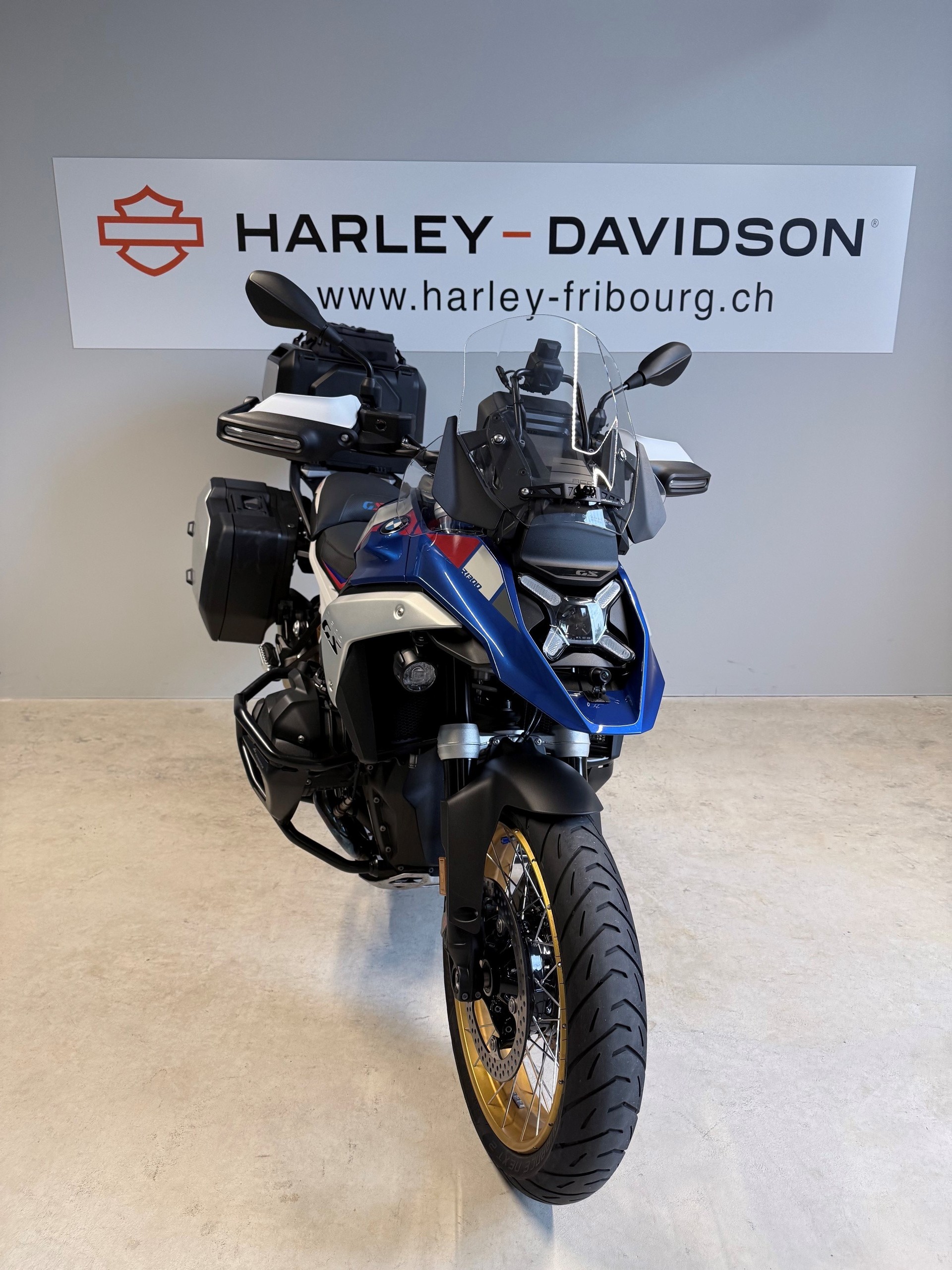 BMW R 1300 GS-image-1