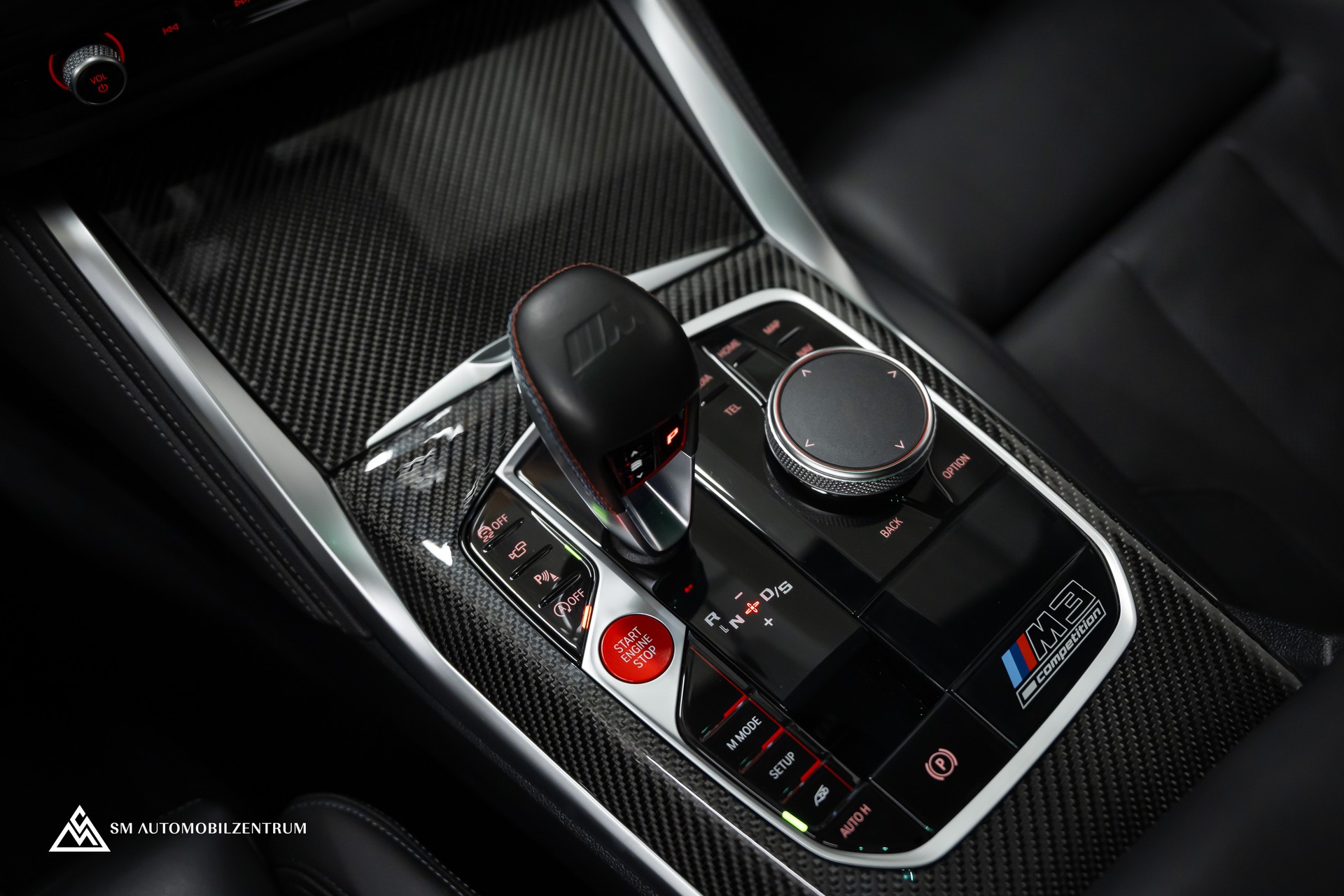 BMW M3 Competition xDrive Touring / Urban Green II / Carbon Exterieur & Interieur / Werksgarantie / 360°-image-40