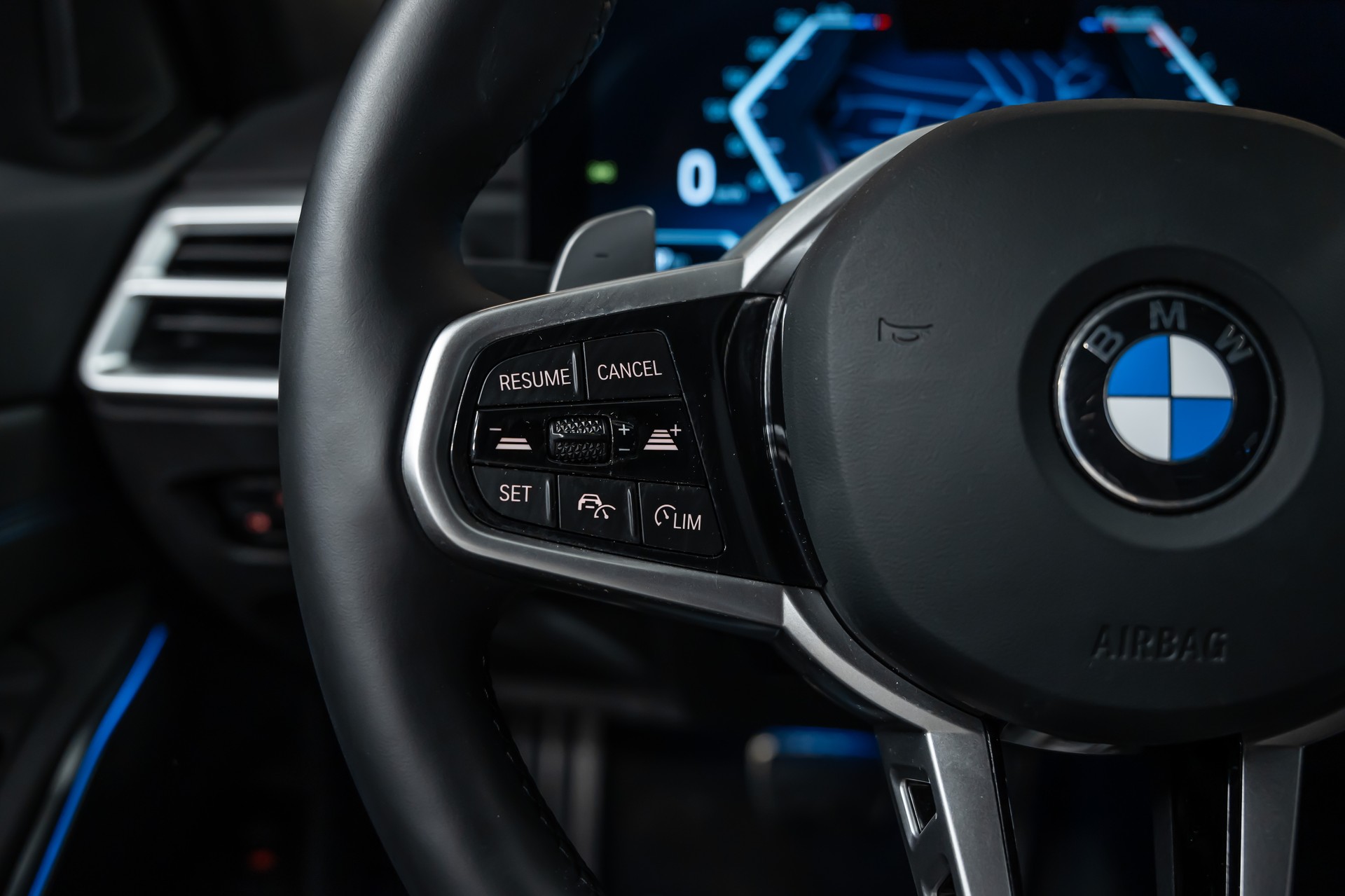 BMW 330i xDrive Steptronic M Sport Pro *Laser*Head-Up*Leder*360°*-image-15