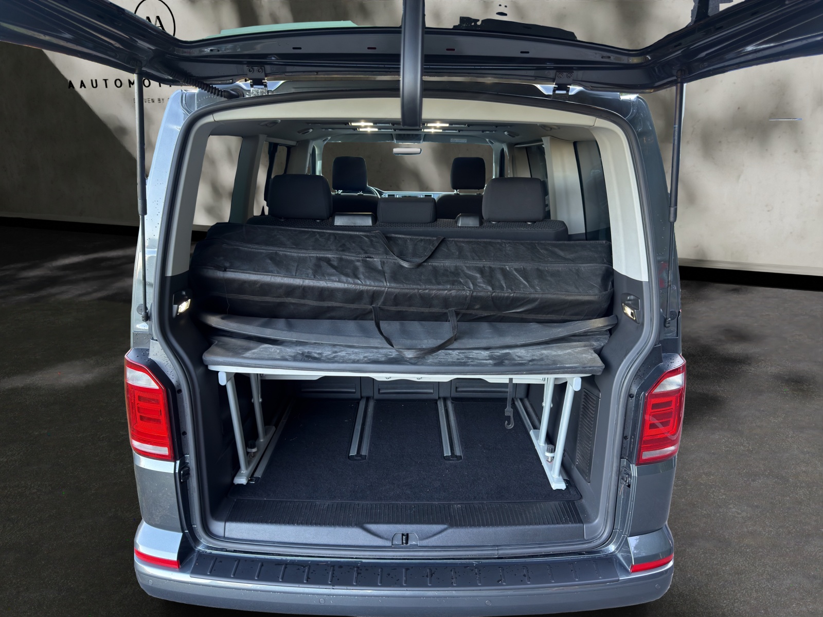 VW T6 Multivan 2.0 TDI Comfortline DSG-image-15