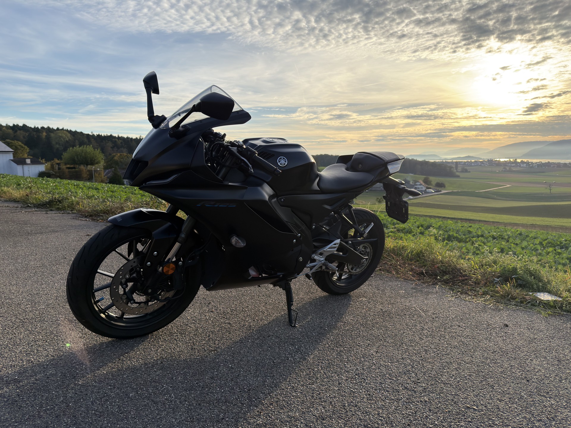 YAMAHA YZF-R 125 ABS-image-12