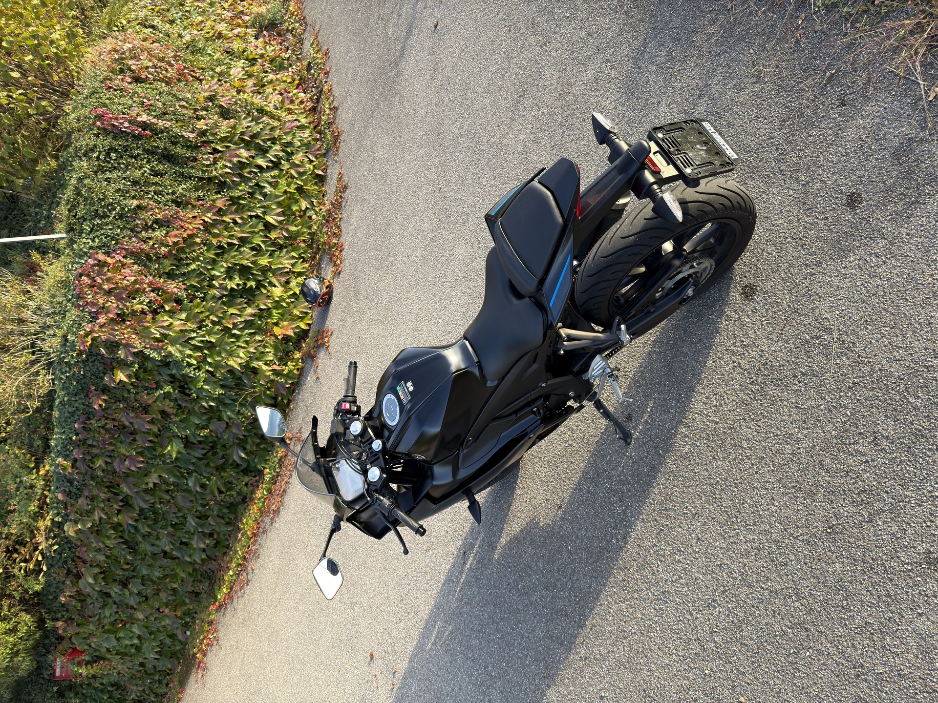 YAMAHA YZF-R 125 ABS-image-10