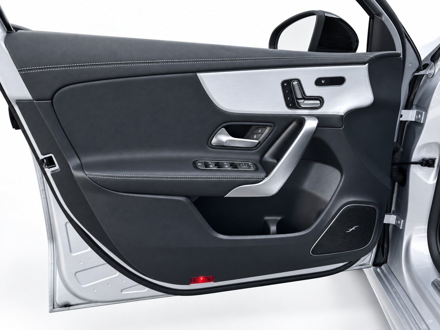MERCEDES-BENZ A 200 AMG Line-image-20
