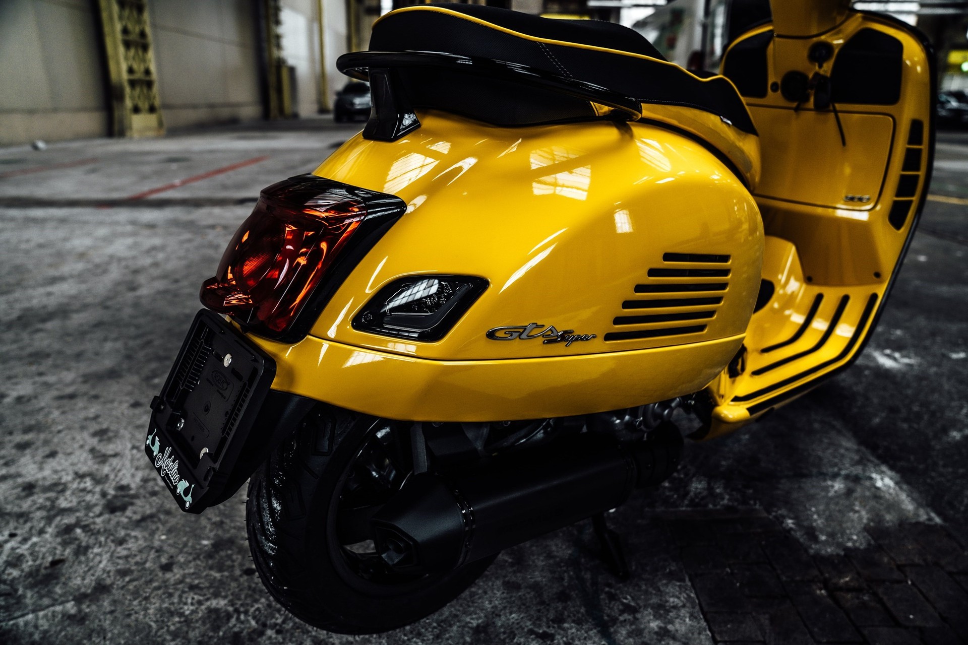 PIAGGIO Vespa GTS Super 125 i.e. ABS-image-8