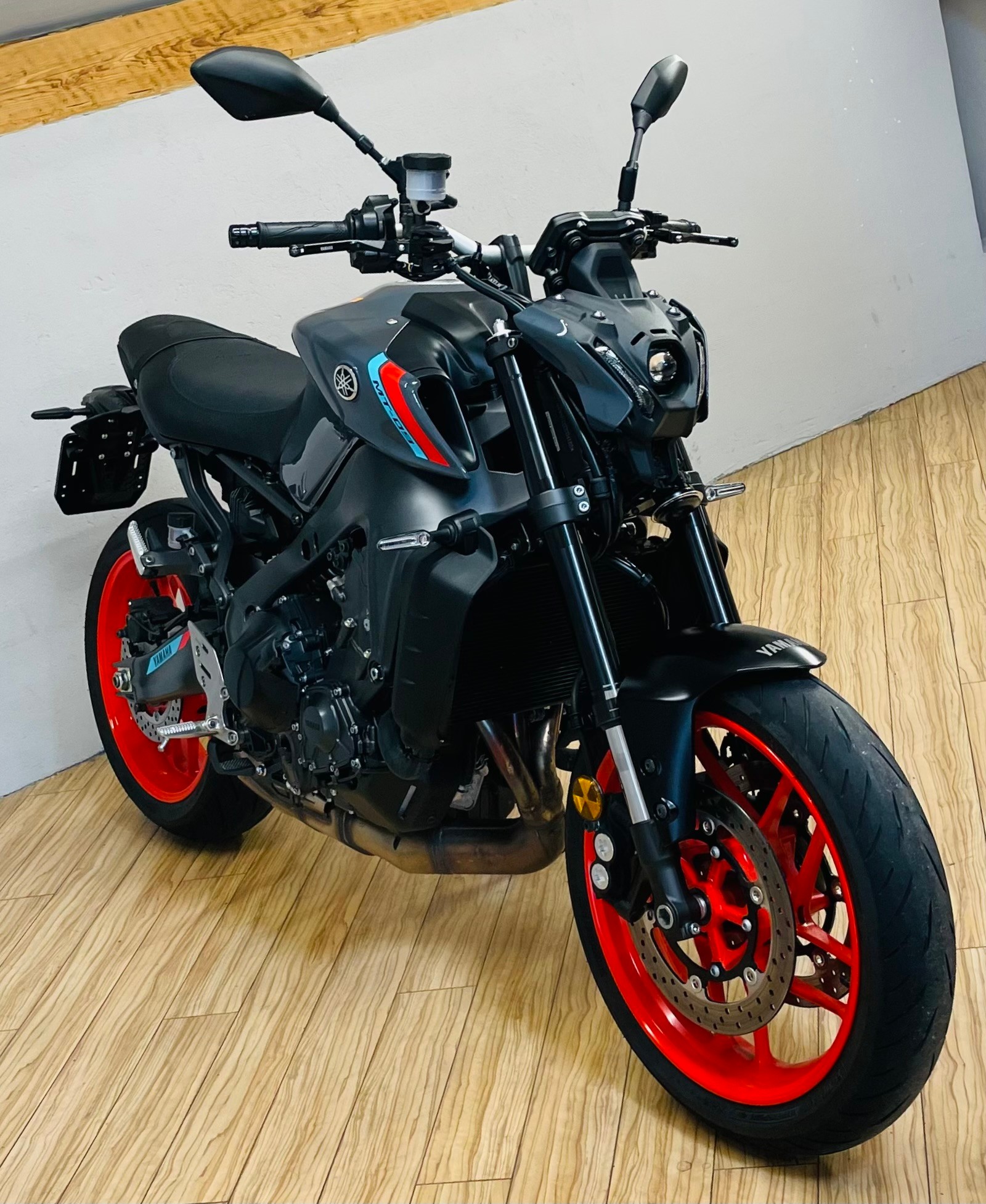 YAMAHA MT-09-image-0