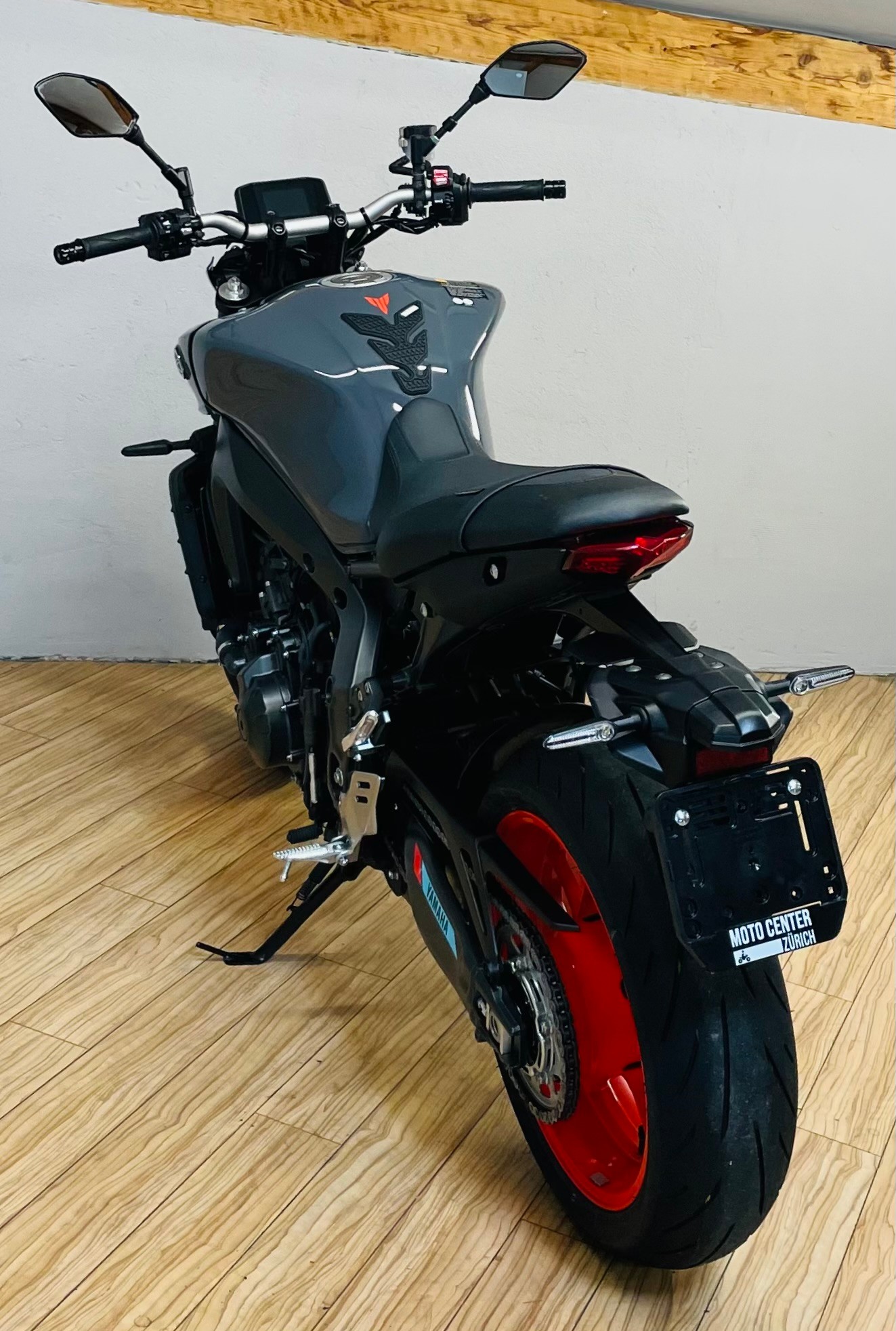 YAMAHA MT-09-image-4