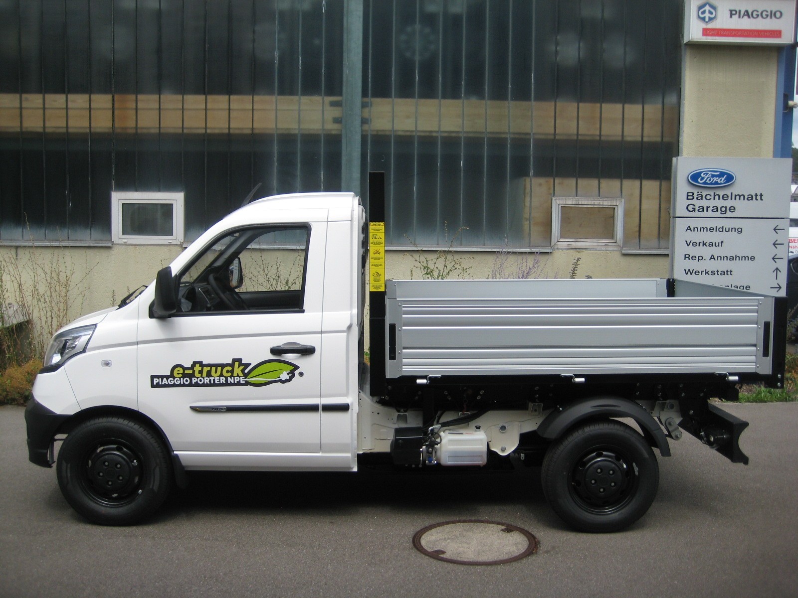 PIAGGIO NPe Kipper Cuccini-image-1