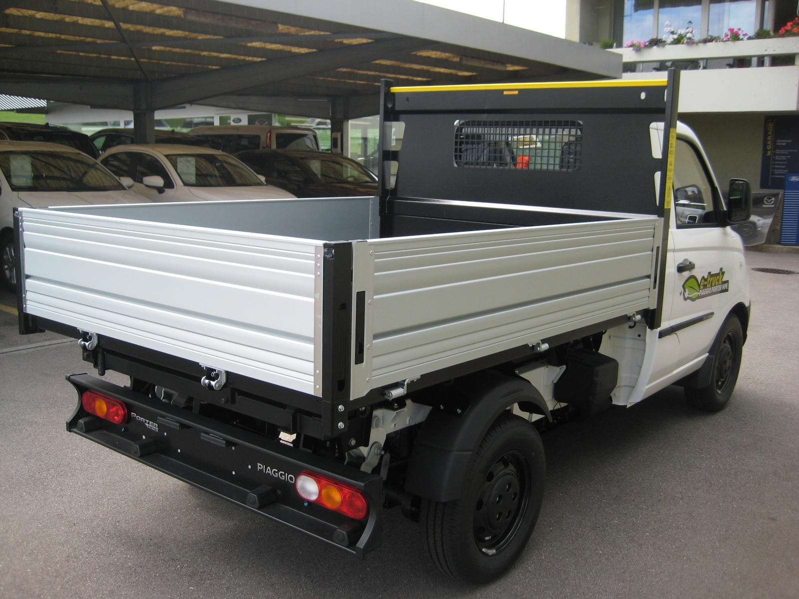 PIAGGIO NPe Kipper Cuccini-image-3